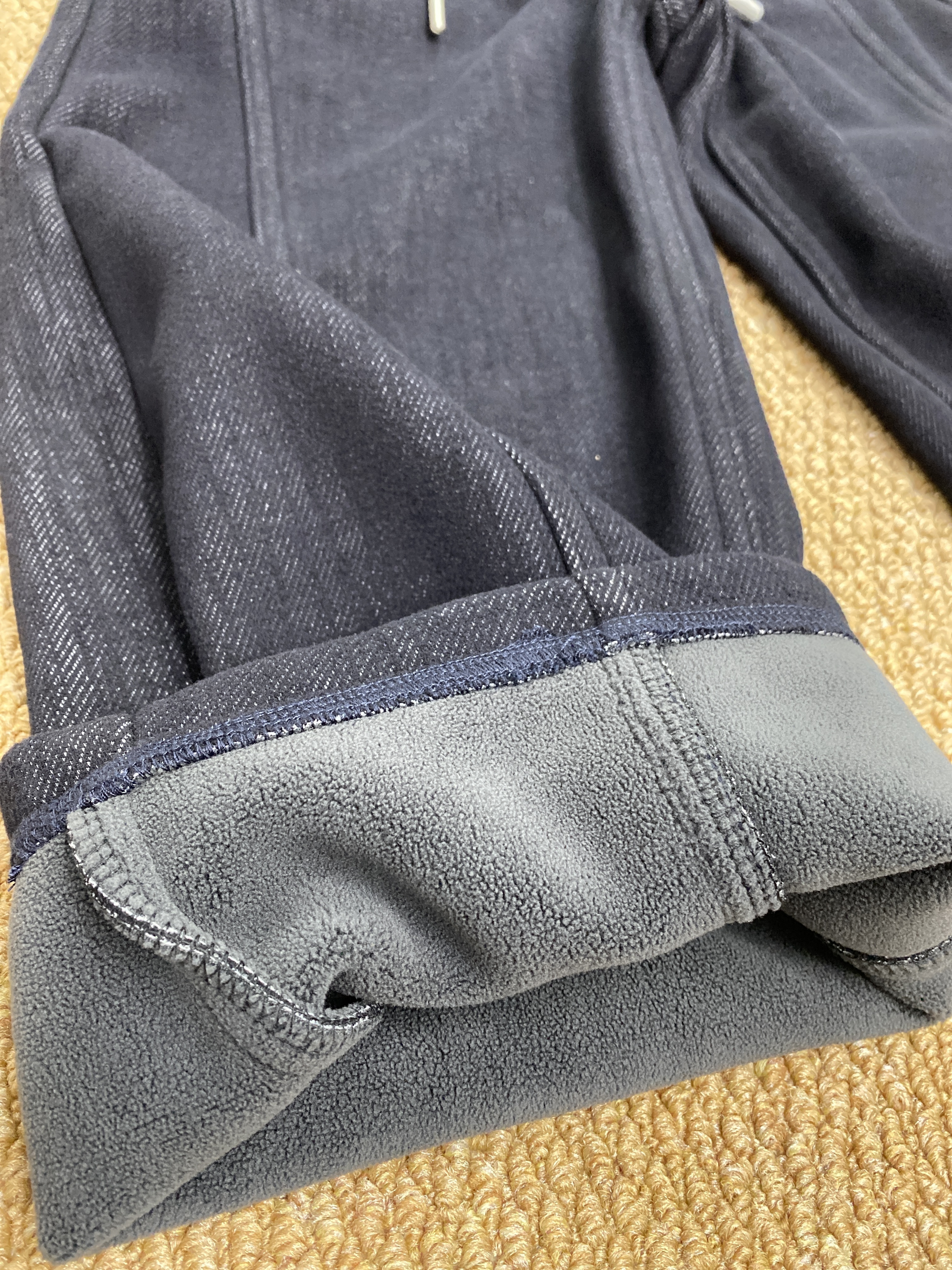 A03977柔軟牛仔內裏薄絨錐形褲