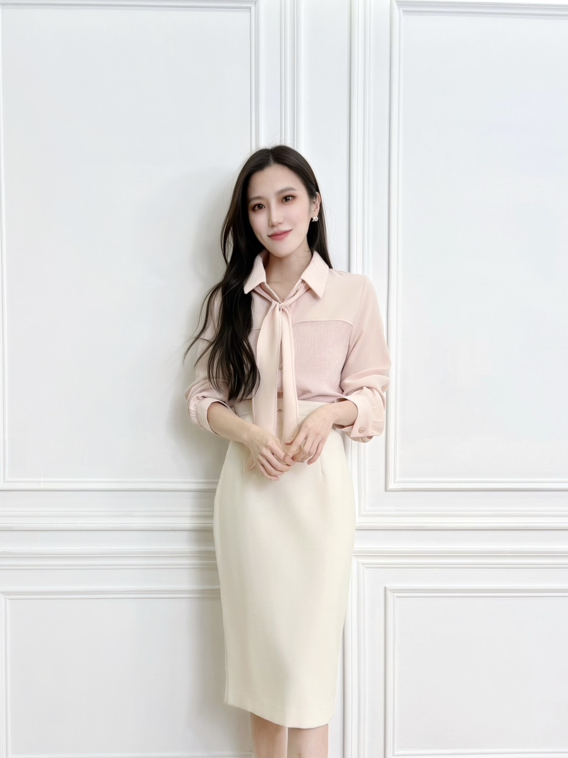 蝴蝶結釦坑條針織拼接襯衫(可拆式領巾)