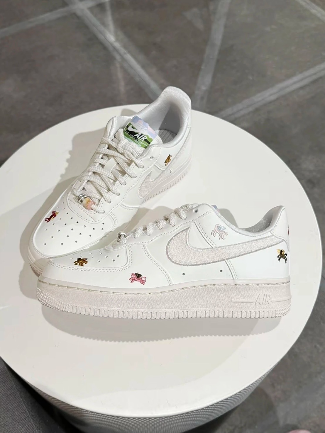 NIKE AIR FORCE 馬年限定 飛馬刺繡