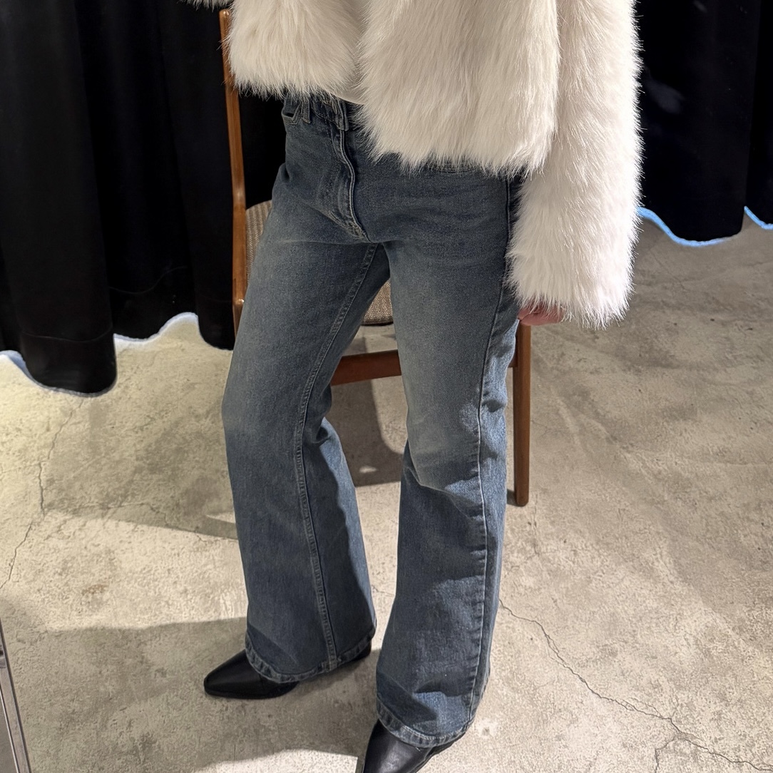 D16刷色牛仔微啦叭褲(S/M)