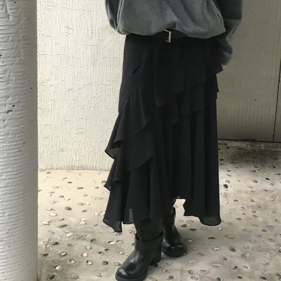 D20設計不對稱飄逸雪紡長裙(黑)