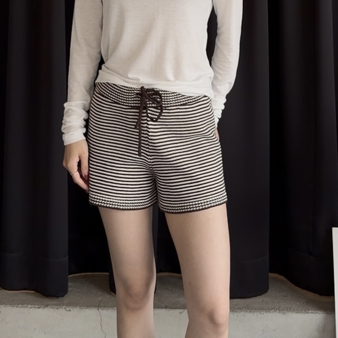D24條紋針織短褲(咖/藍)