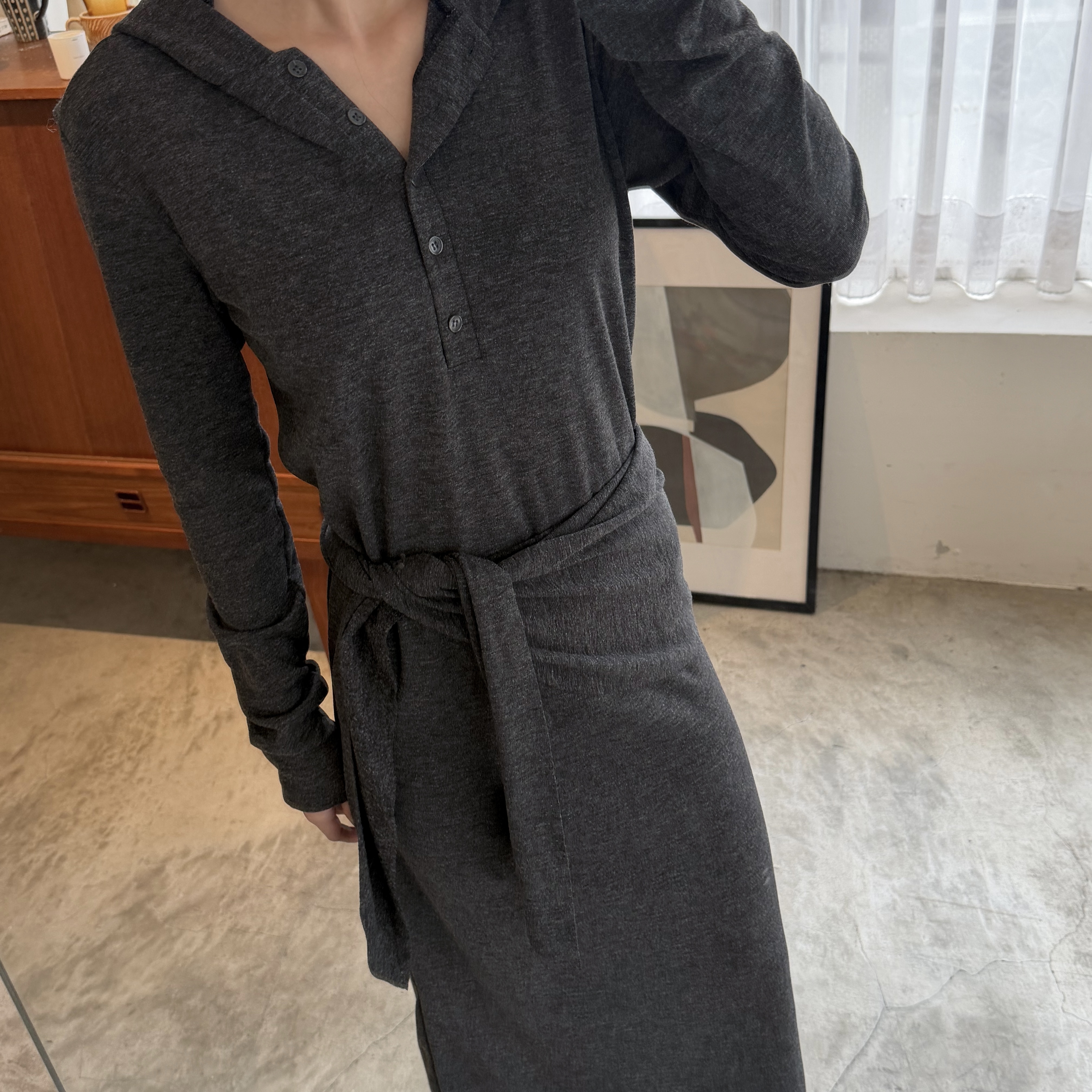 D25附綁帶連身長洋(灰)