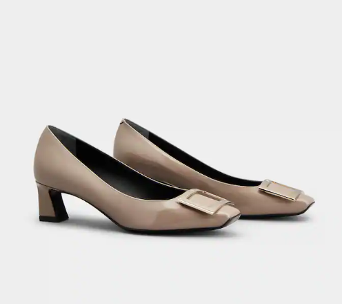 1FF0101-099 ROGER VIVIER Trompette Pumps In Patent Leather Beige (SS26) #RVW44815280D1PC415 (S-EU-E)