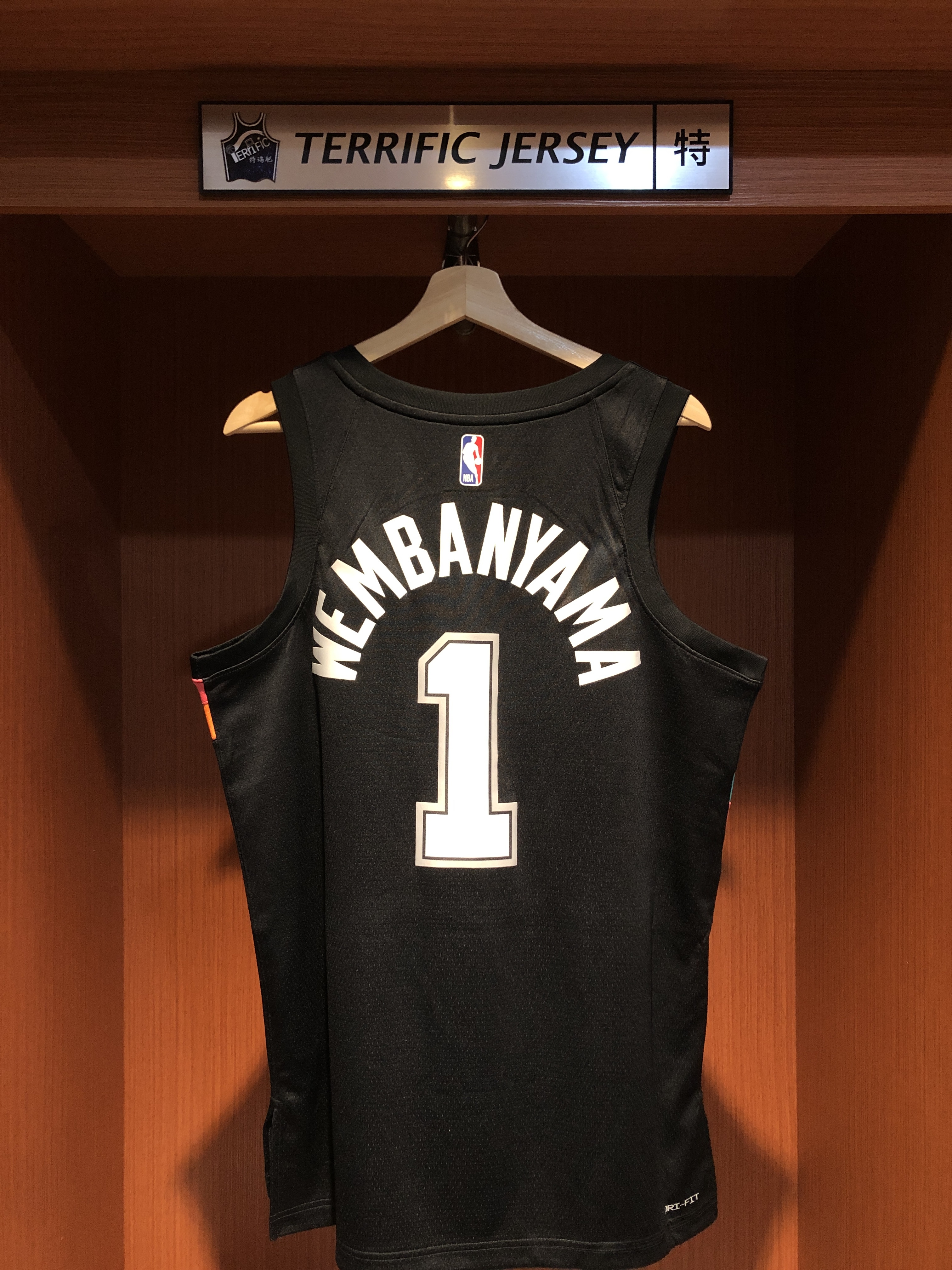 NBA球衣 Victor Wembanyama 聖安東尼奧馬刺城市 25-26 City Nike Swingman 球迷版 熱轉印 全新