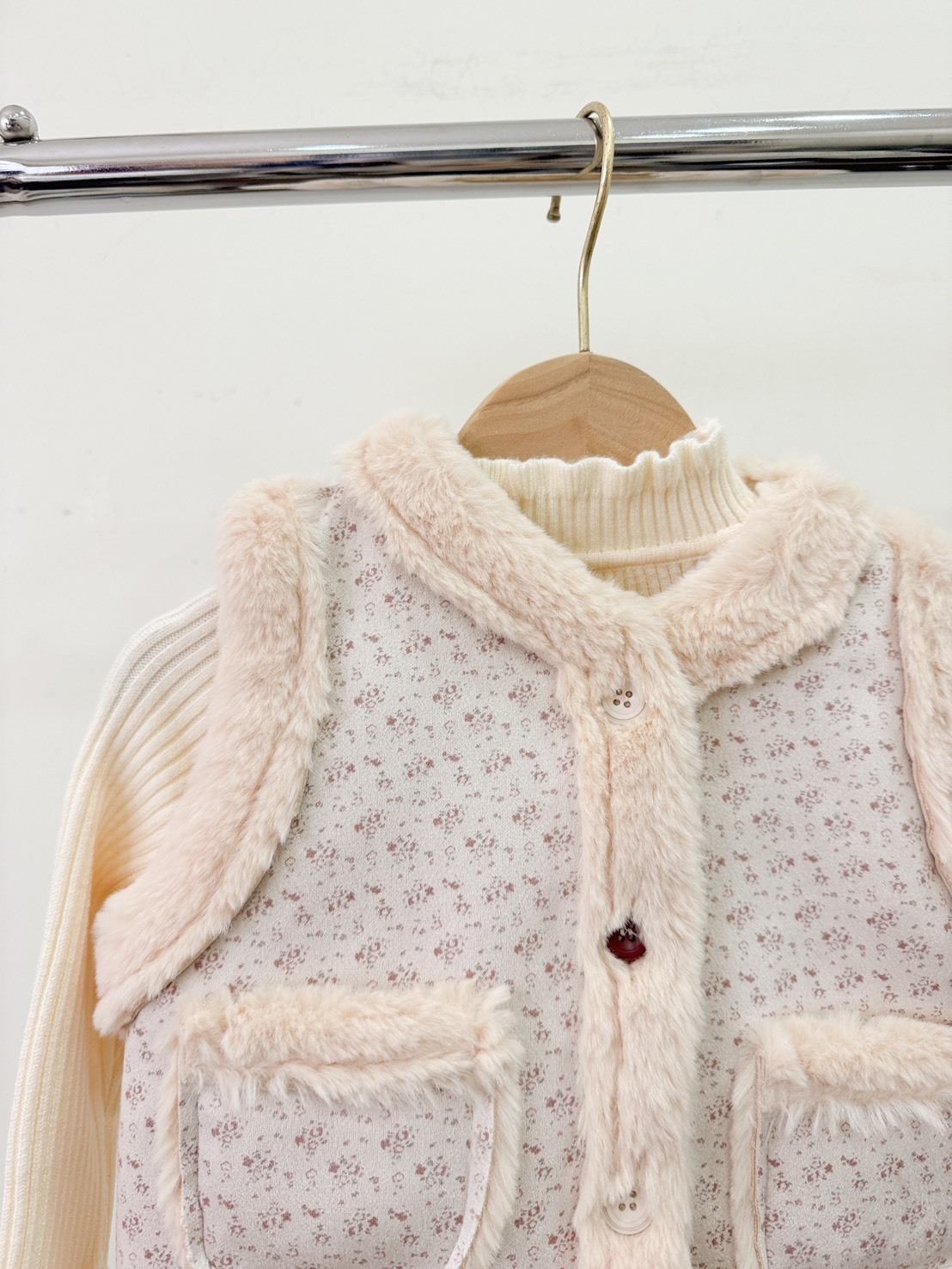 25D157花卉毛絨背心兩件組