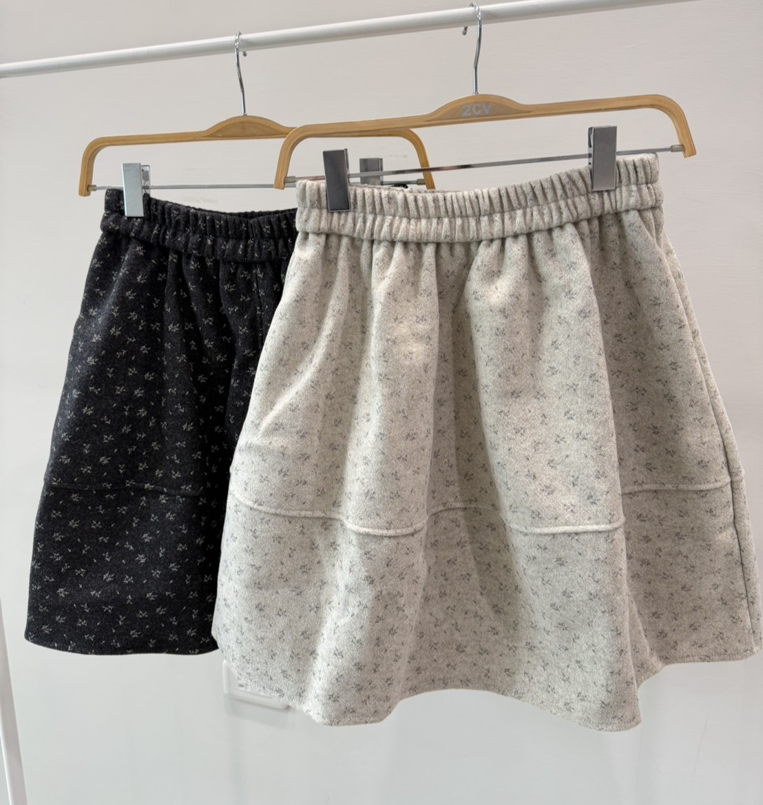 B6081-小碎花草毛呢短裙