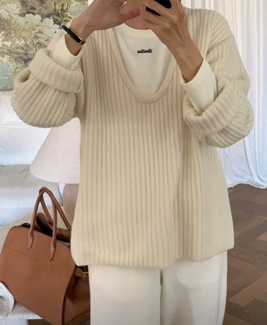 #AD153大U領坑條針織衣(白/灰/黑)