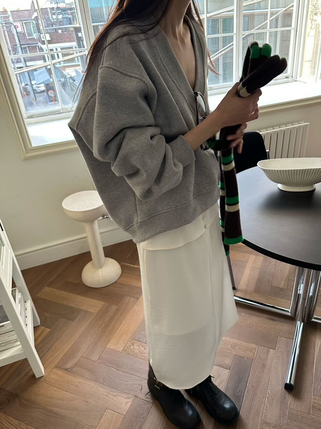 #AD154基本款V領內刷毛衛衣(灰/碳灰)