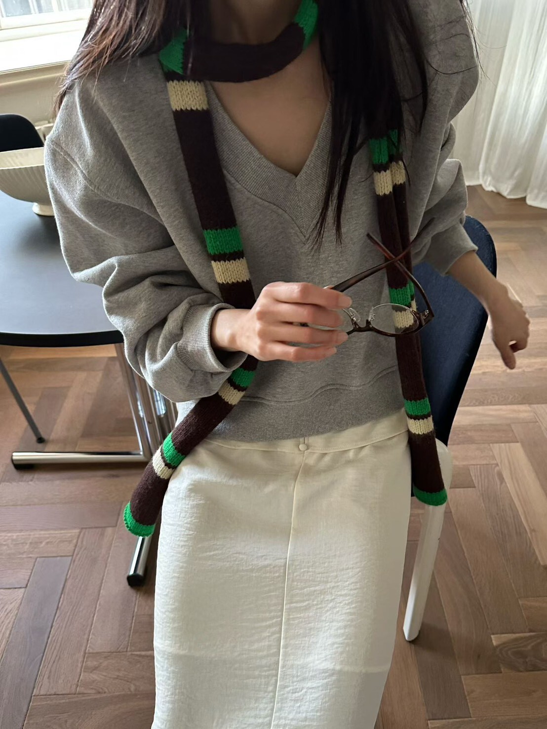 #AD154基本款V領內刷毛衛衣(灰/碳灰)