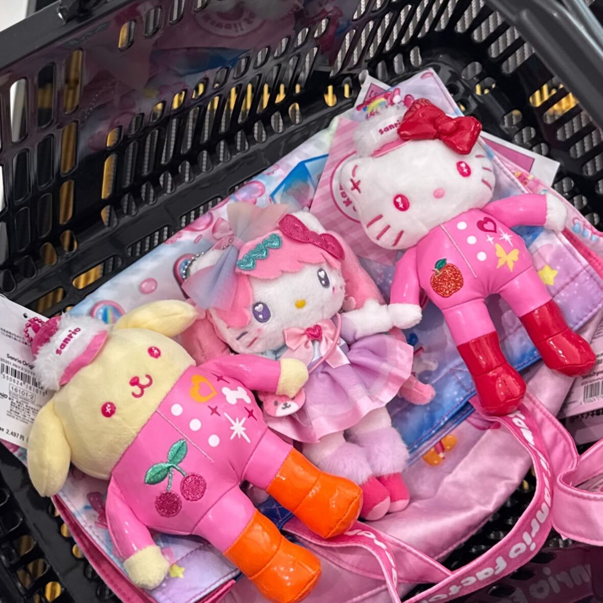 #預購 🇯🇵日本 原宿限定 三麗鷗 SANRIO CAFE 吊飾娃娃 磁鐵