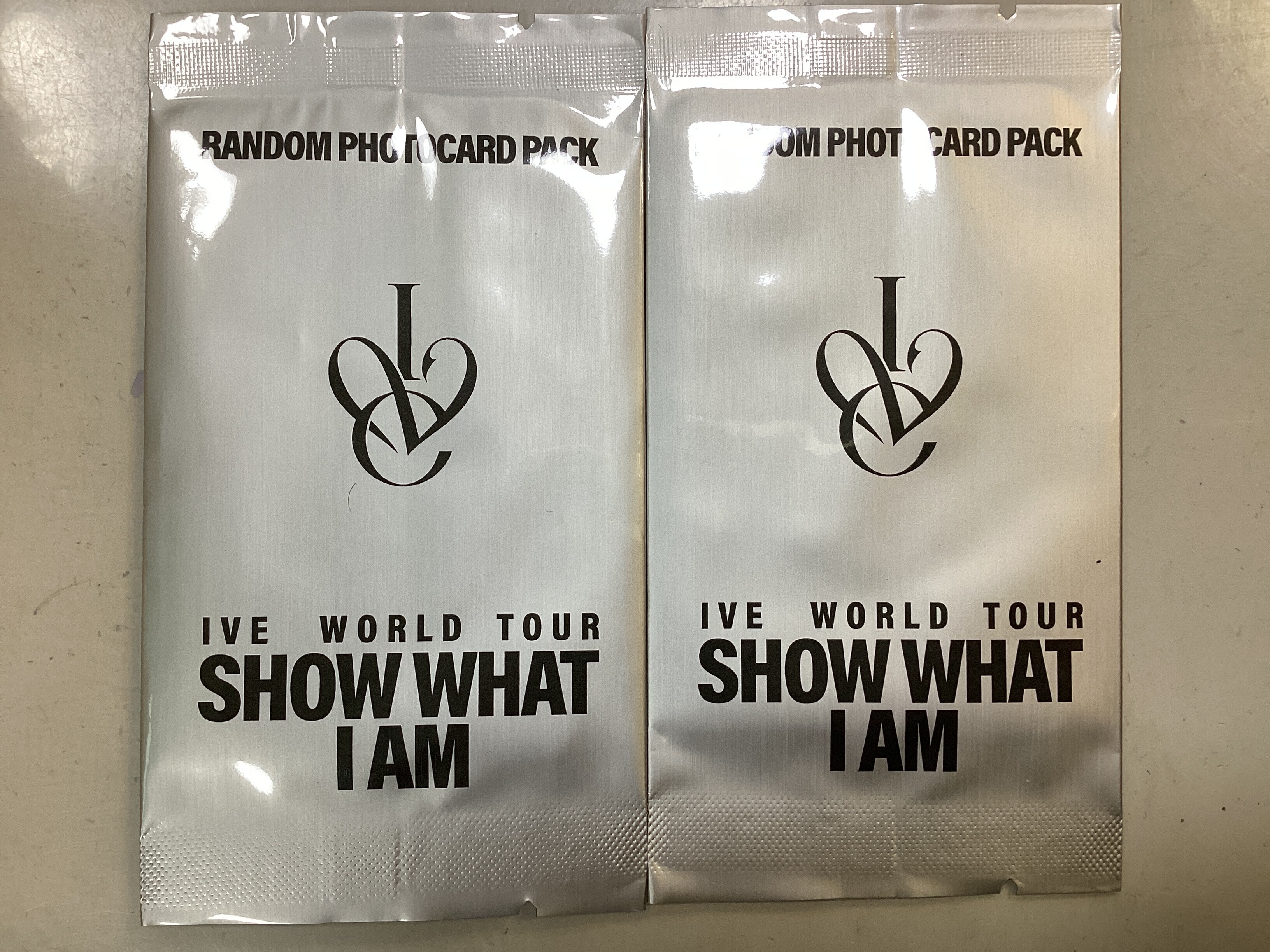 IVE SHOW WHAT I AM WORLD TOUR TRADING CARD