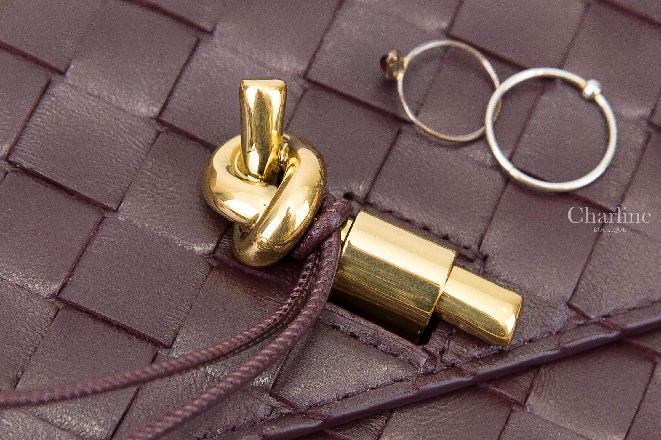 Bottega Veneta Andiamo Pouch on Chain 深巴羅洛酒紅編織小牛皮金屬繩結插釦金鍊肩背包