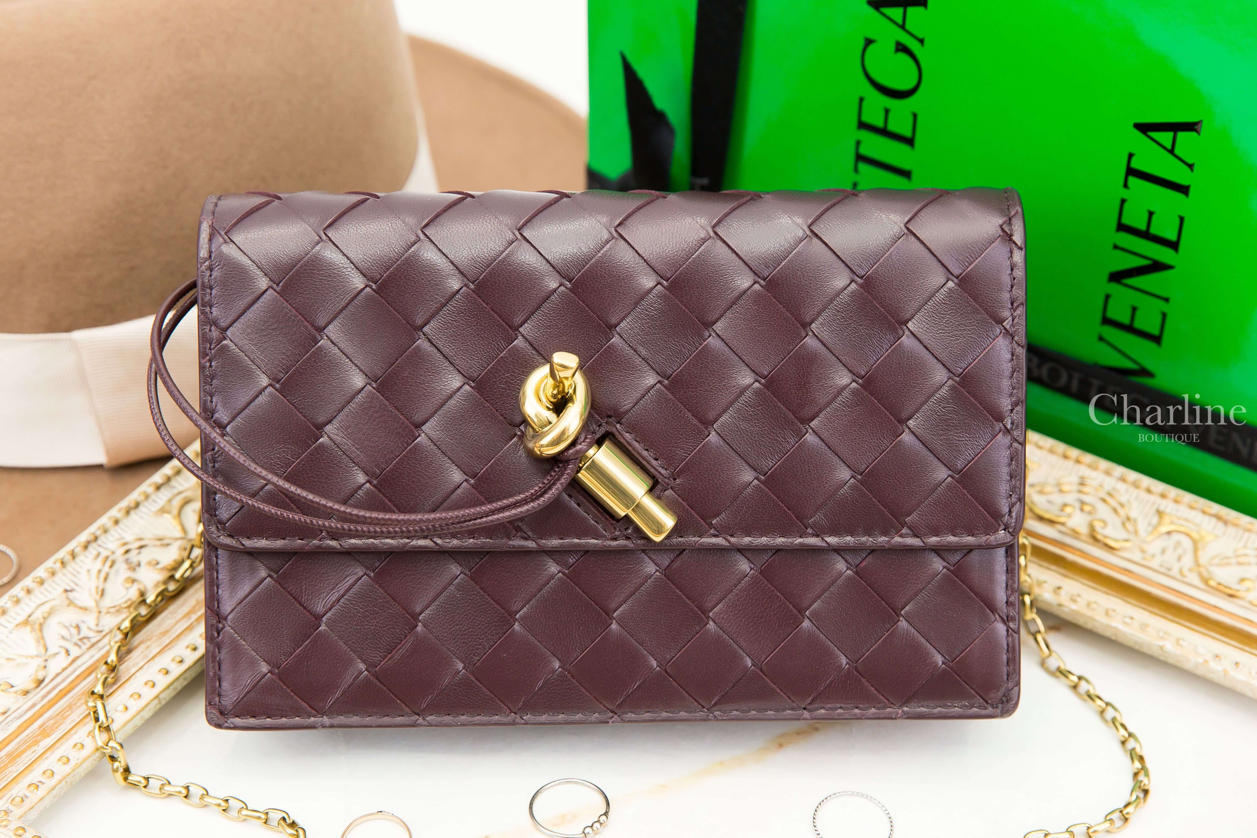Bottega Veneta Andiamo Pouch on Chain 深巴羅洛酒紅編織小牛皮金屬繩結插釦金鍊肩背包