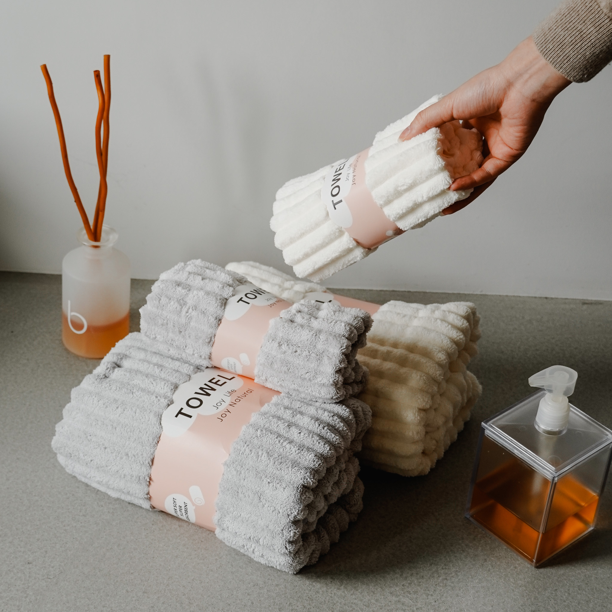 坑條珊瑚絨吸水毛巾 三色售