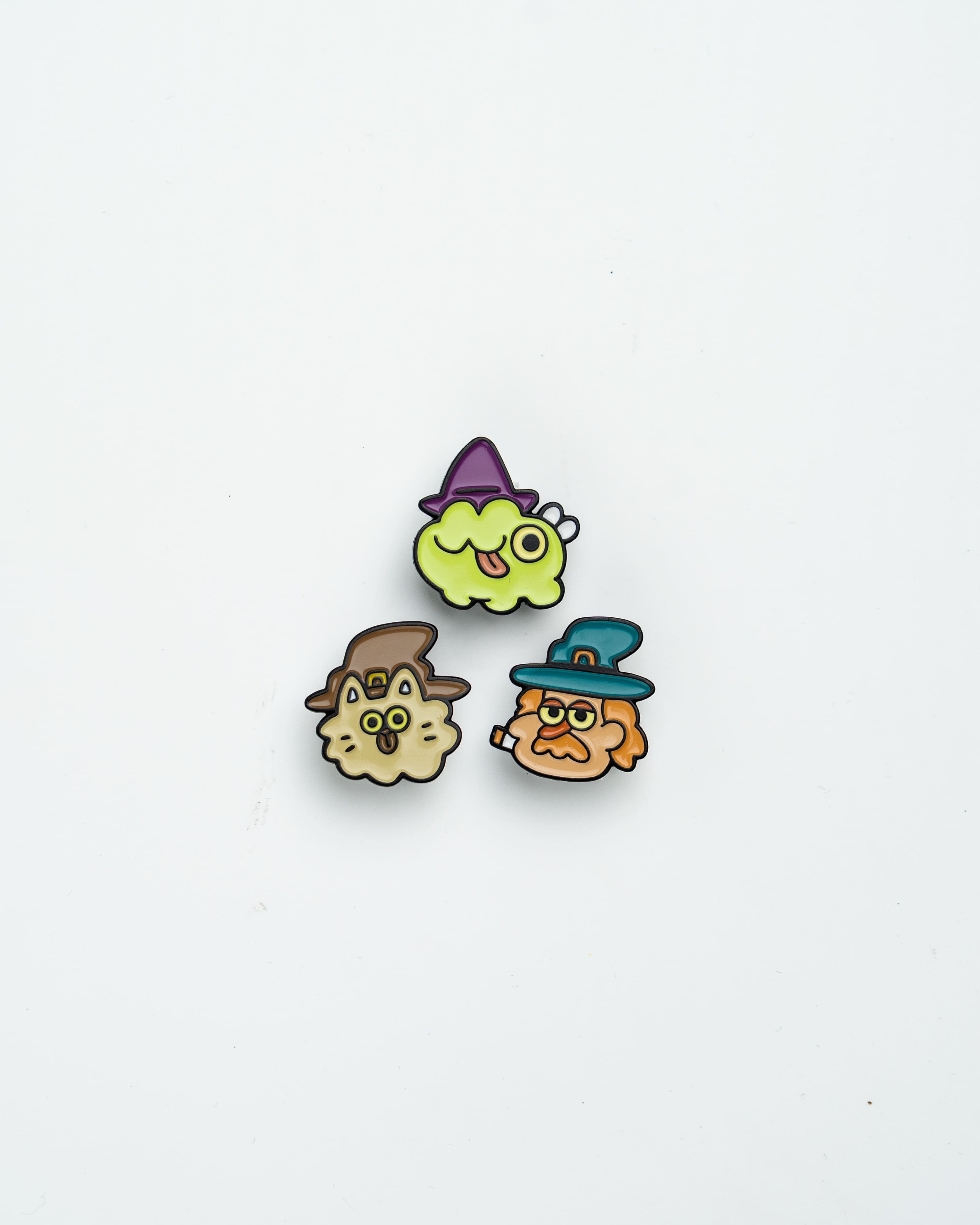 CHILL KINGDOM 金屬徽章