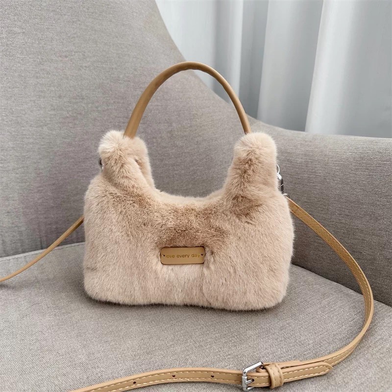 柔軟毛絨感小型肩背包／手提包(附背帶)