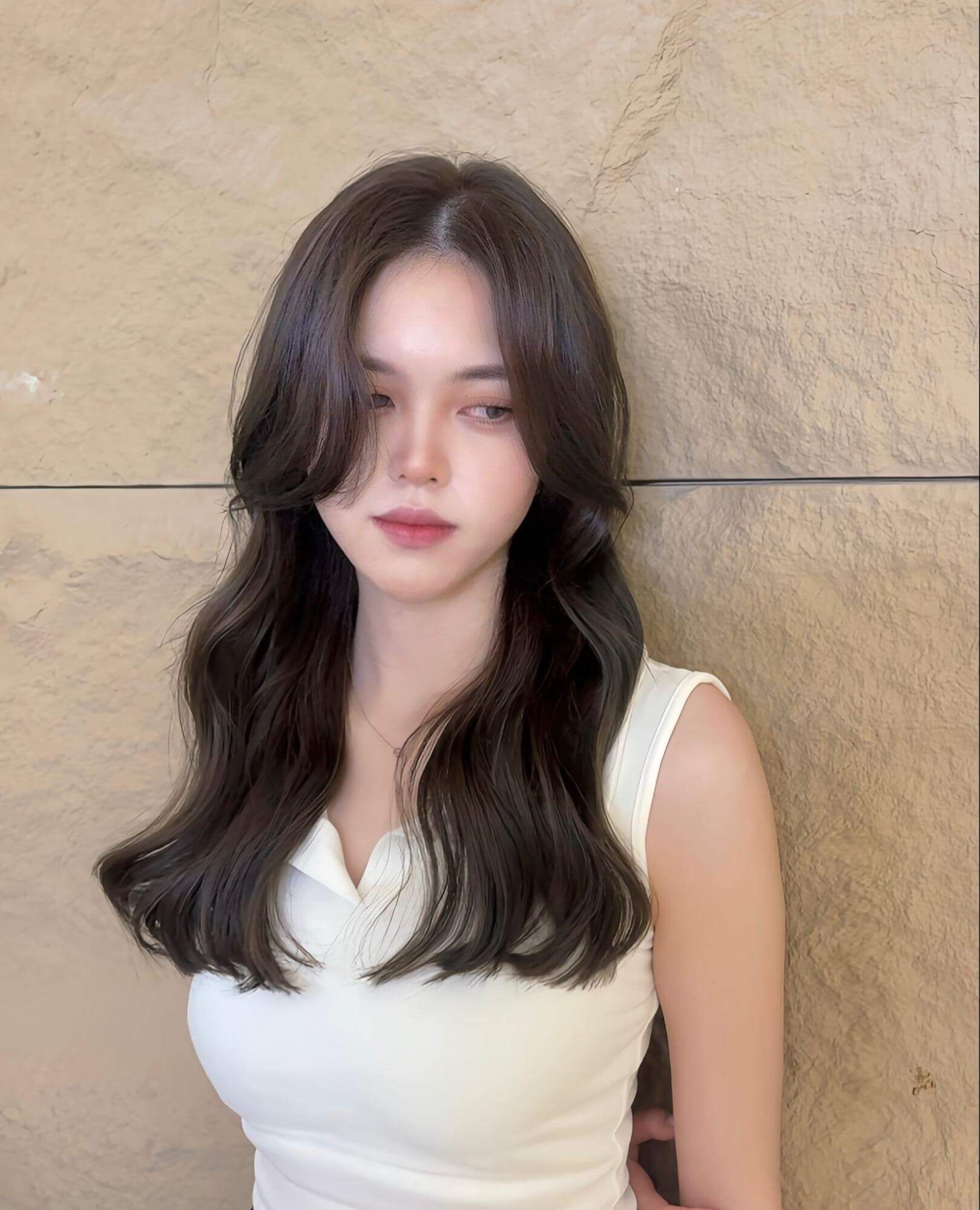 不用整理的燙髮女生髮型:雲朵燙長髮