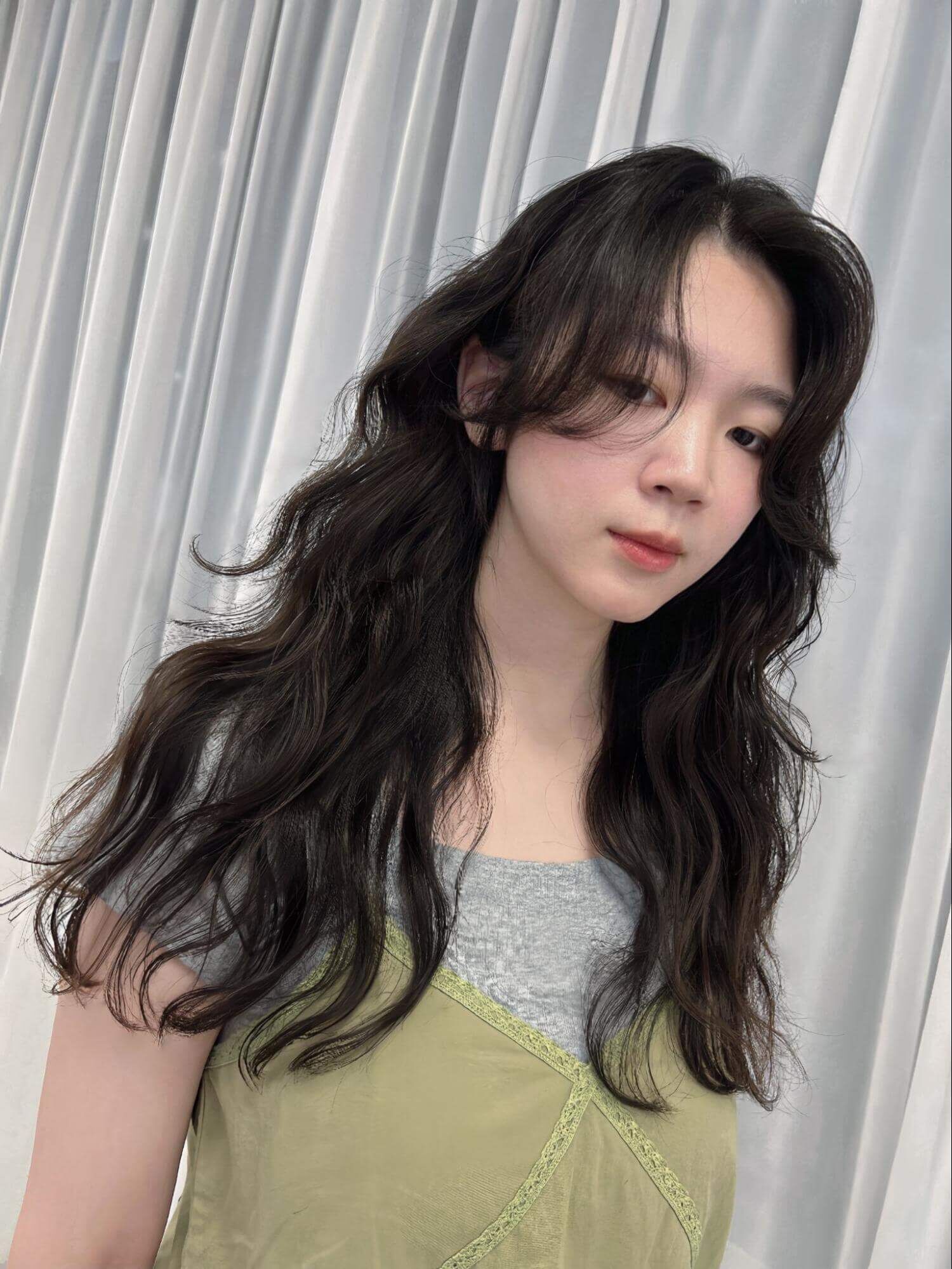 不用整理的燙髮女生髮型:法式慵懶燙