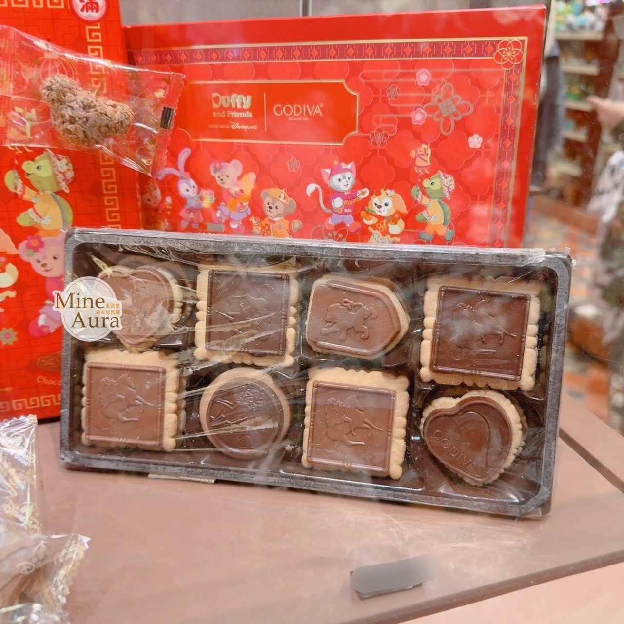 2026 新春限定 達菲 Duffy 與好友們 x GODIVA 聯名 巧克力 禮盒 -香港迪士尼樂園