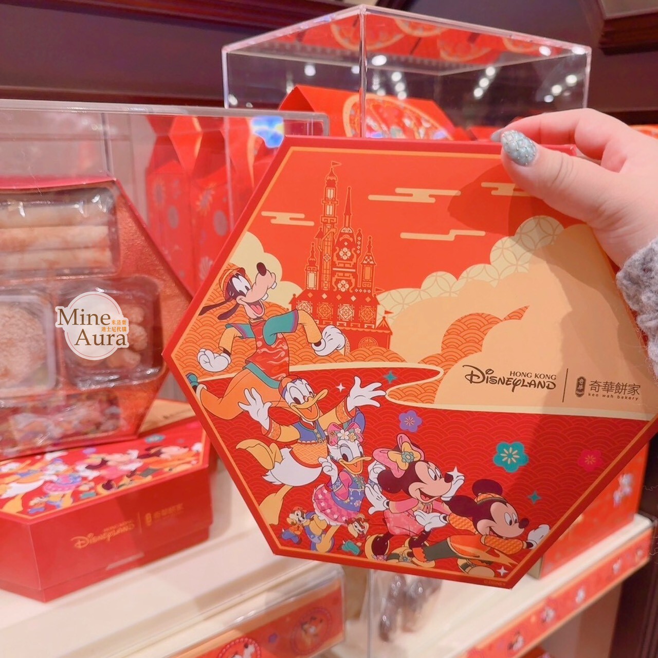 2026 新春限定 米奇 Mickey 與好友們 x 奇華餅家 餅乾 六角造型盒 禮盒 -香港迪士尼樂園