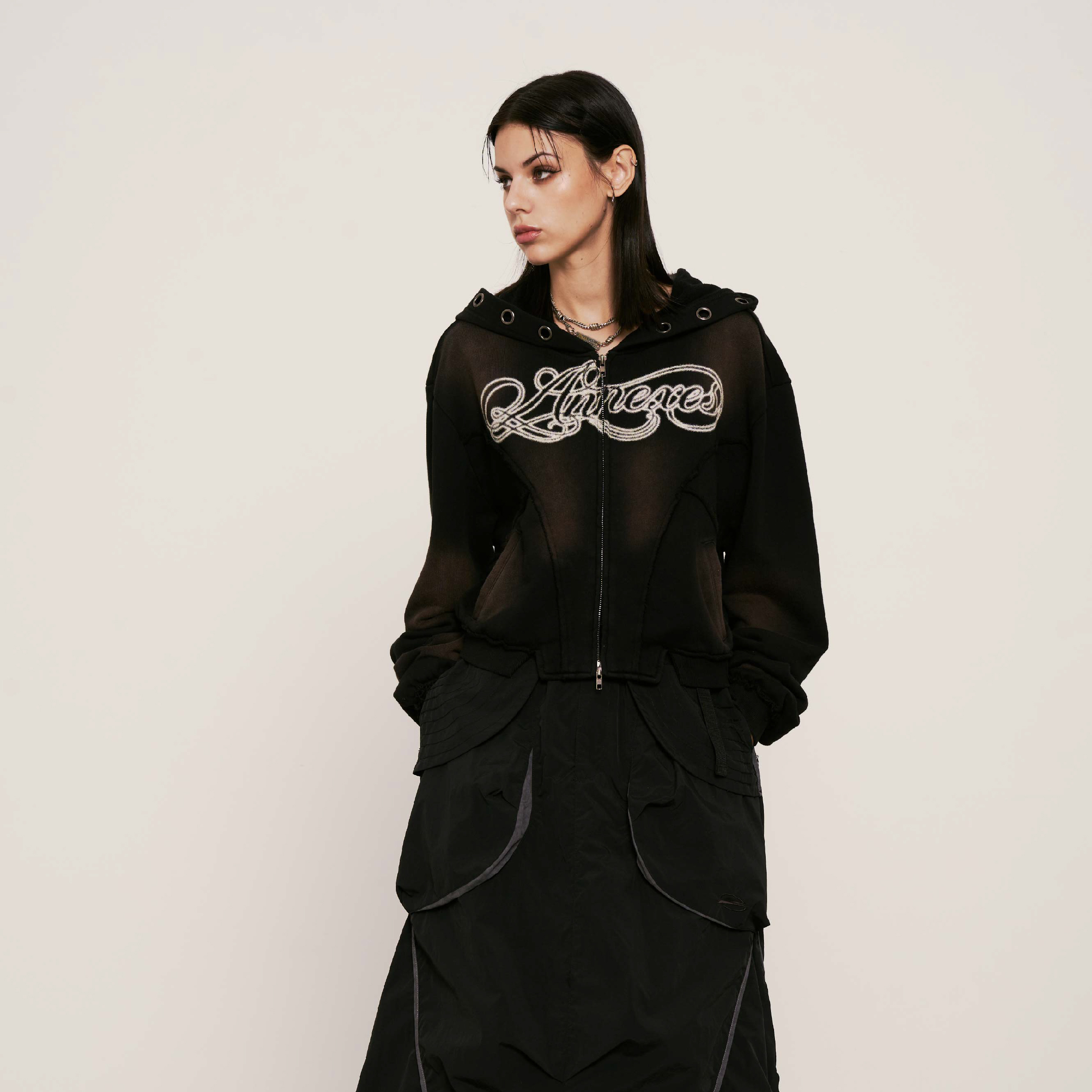 SENSE Graphic Cropped Zip-up Hoodie [L25-45]