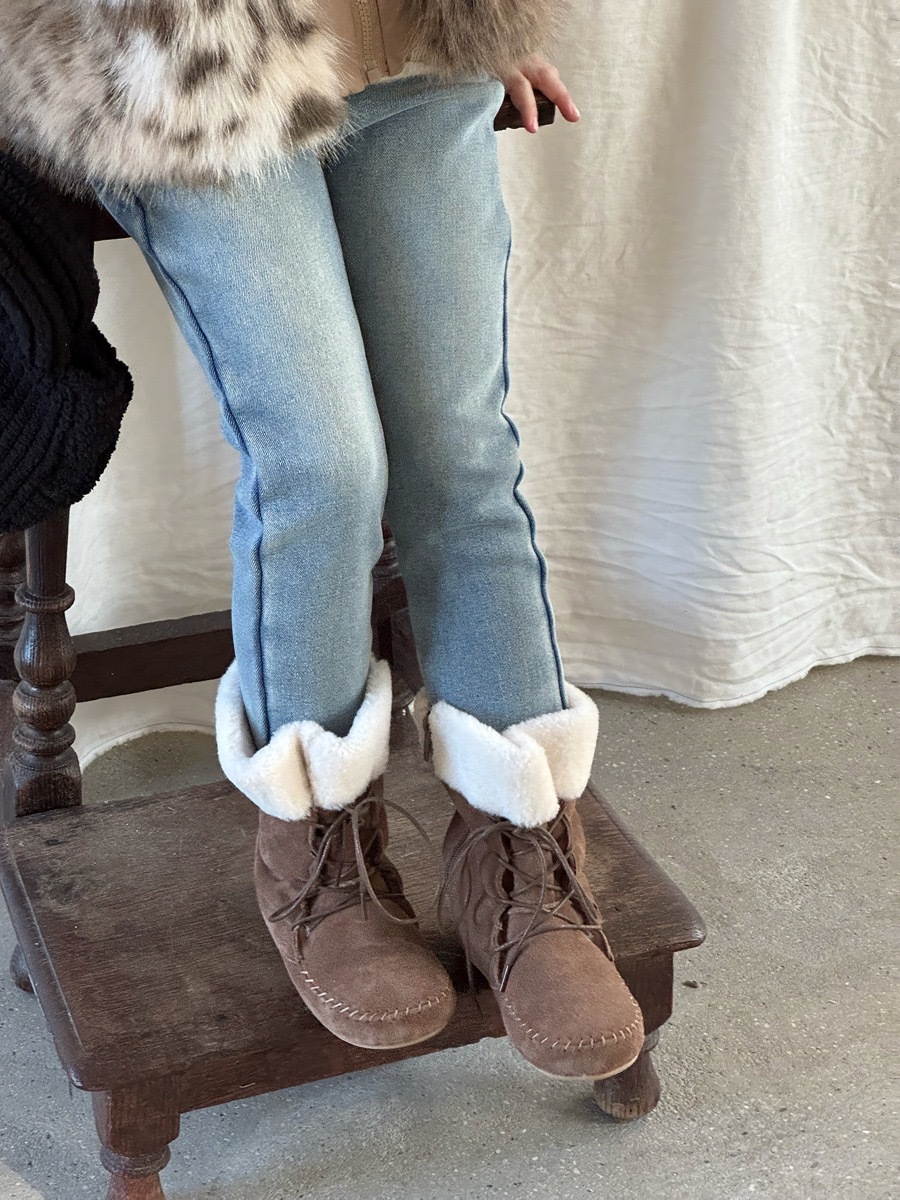 顯瘦百搭磨毛牛仔褲