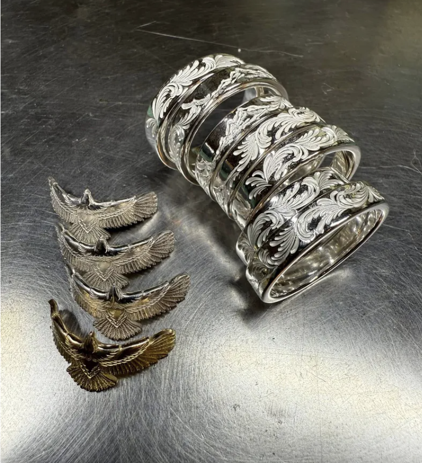 全銀Eg-05 5mm山水唐草戒 (鷹背Paraiba+山水Ruby)