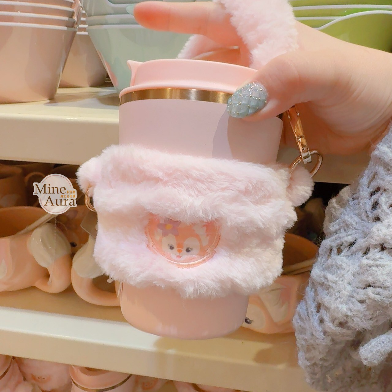 玲娜貝兒 Lina bell 圖案 隨身 水杯 水壺 隨行杯 + 毛毛手提杯套 -香港迪士尼樂園