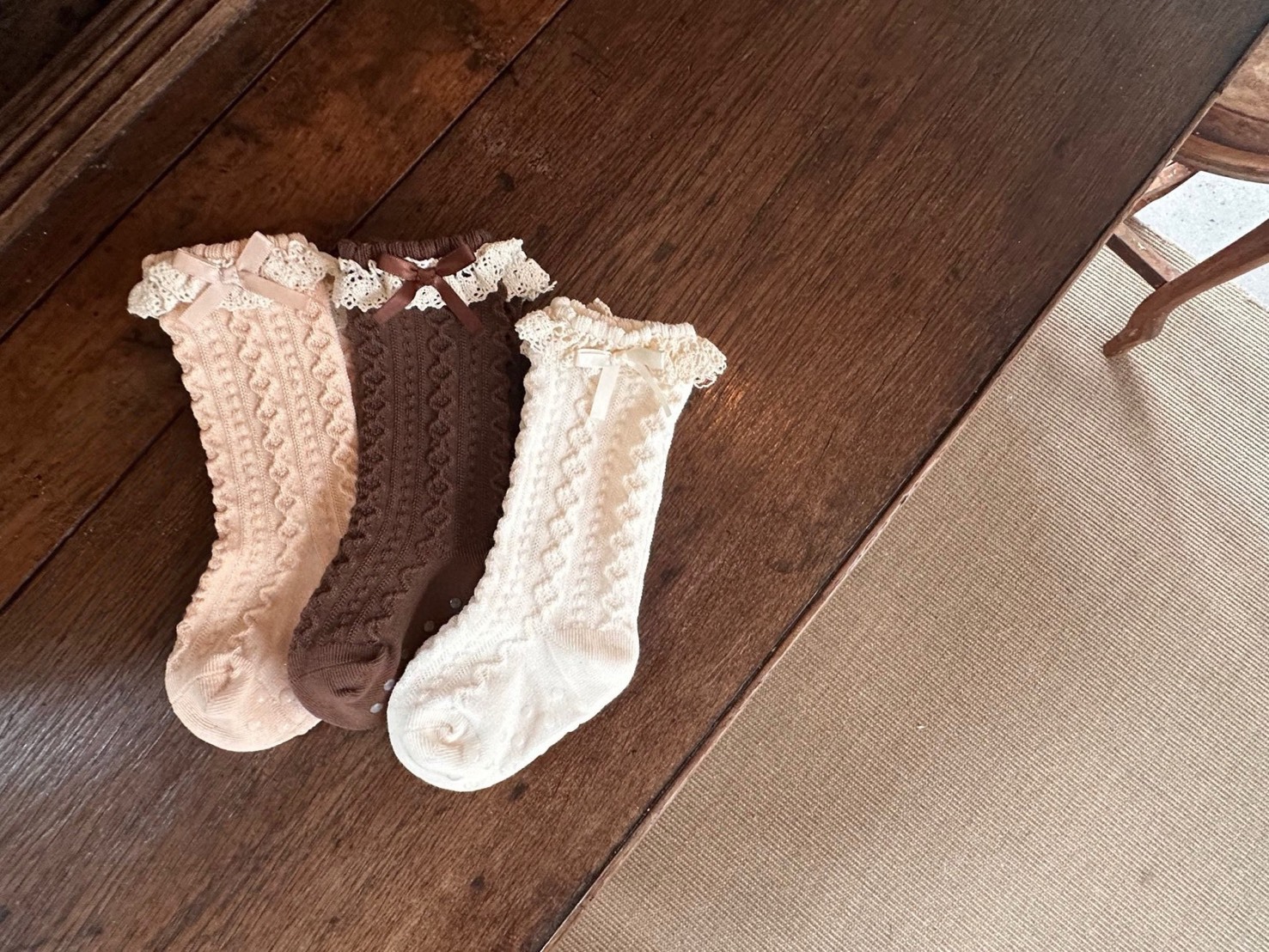 日系蕾絲蝴蝶結襪組