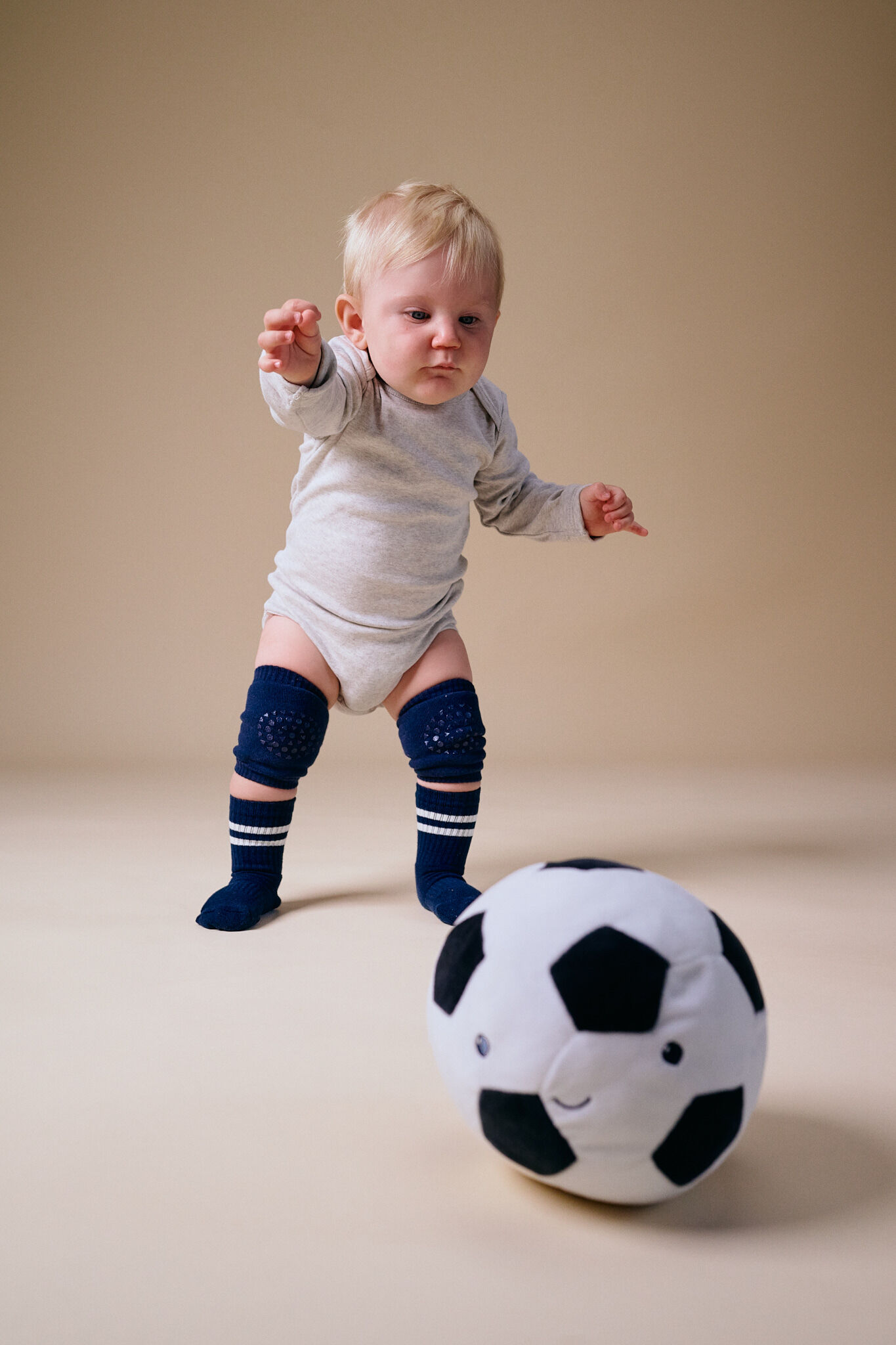 丹麥GoBabyGo 毛圈棉爬行護膝 - Navy Blue