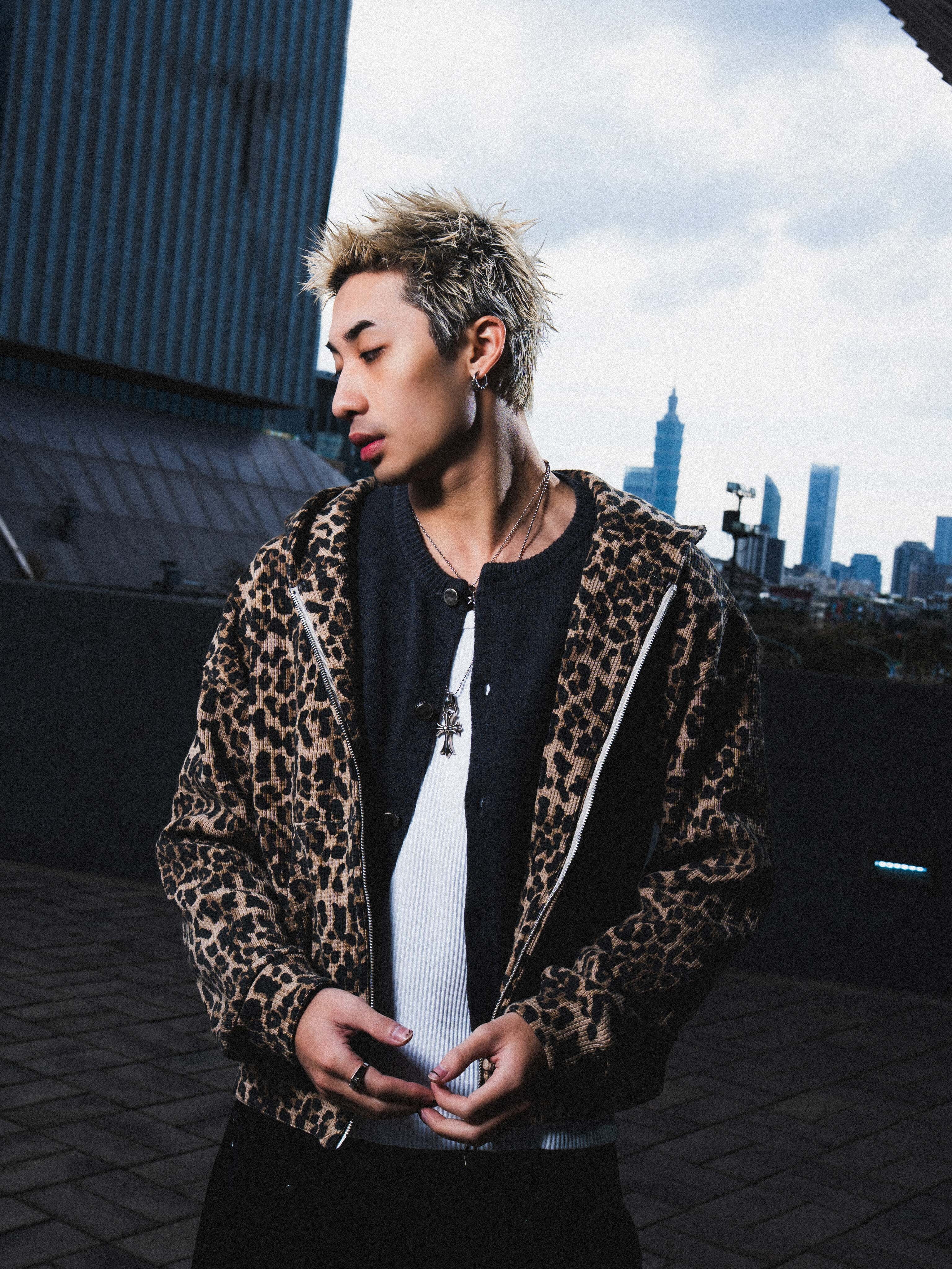 SIMON MADE OW-2513 Rogue Boy 華夫格 豹紋 連帽 外套