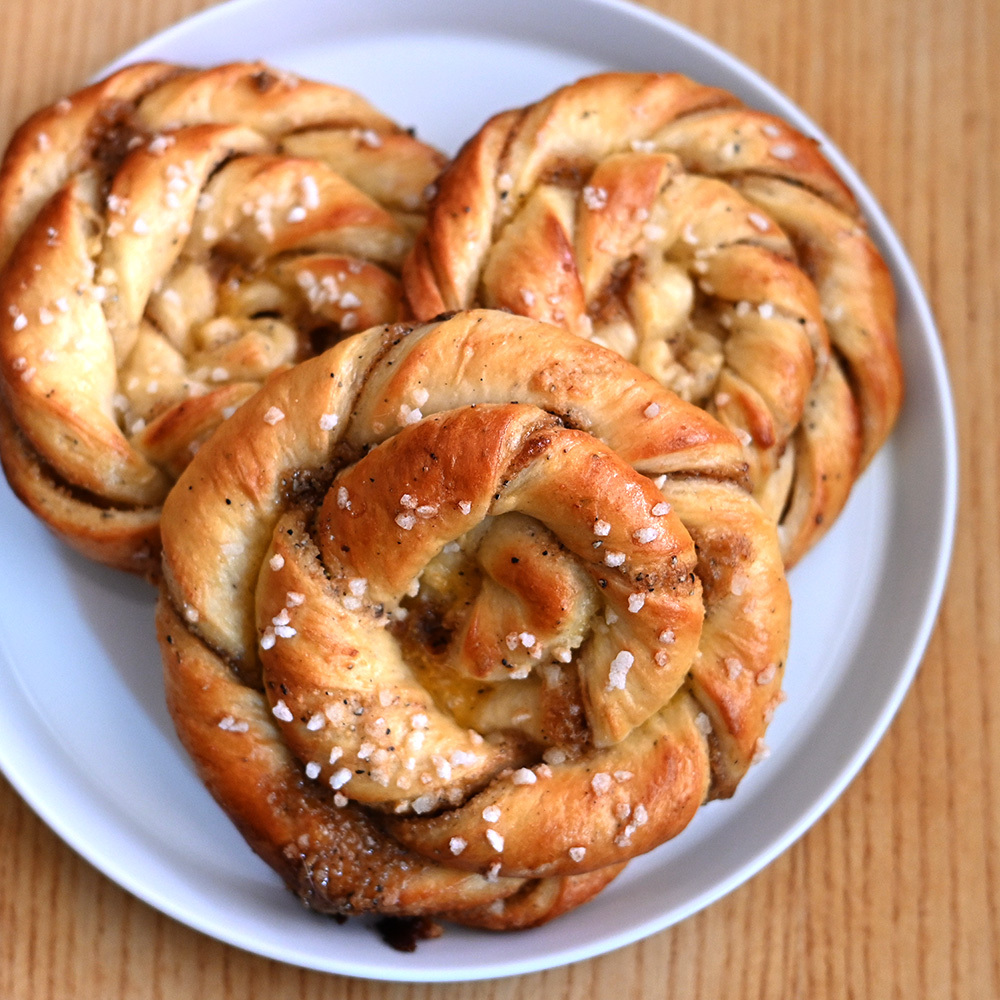 直物自製 荳蔻捲：現製可冷凍配送