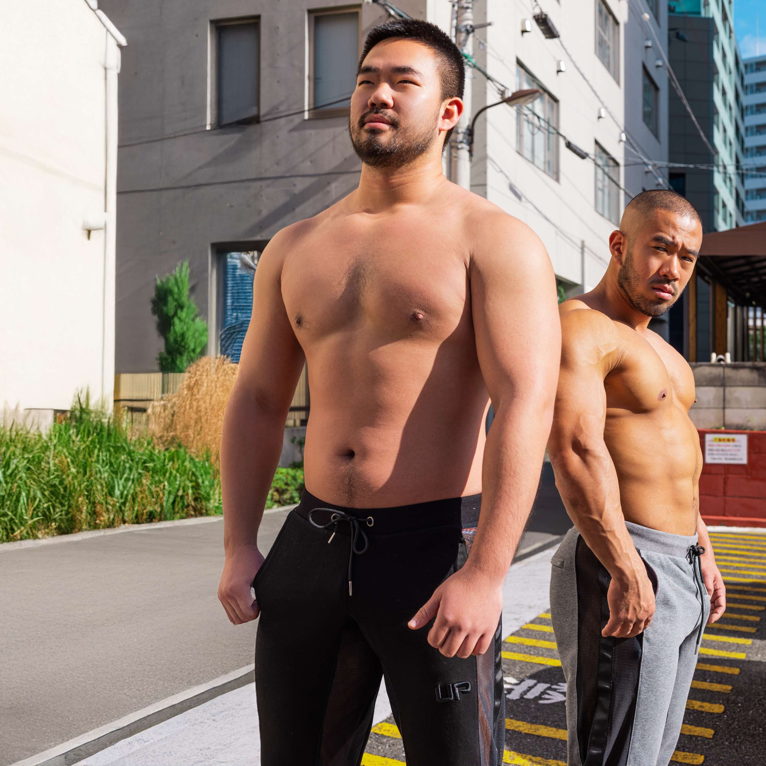 2026 全新系列 - UP For Fun Cross 純棉運動長褲 極緻黑