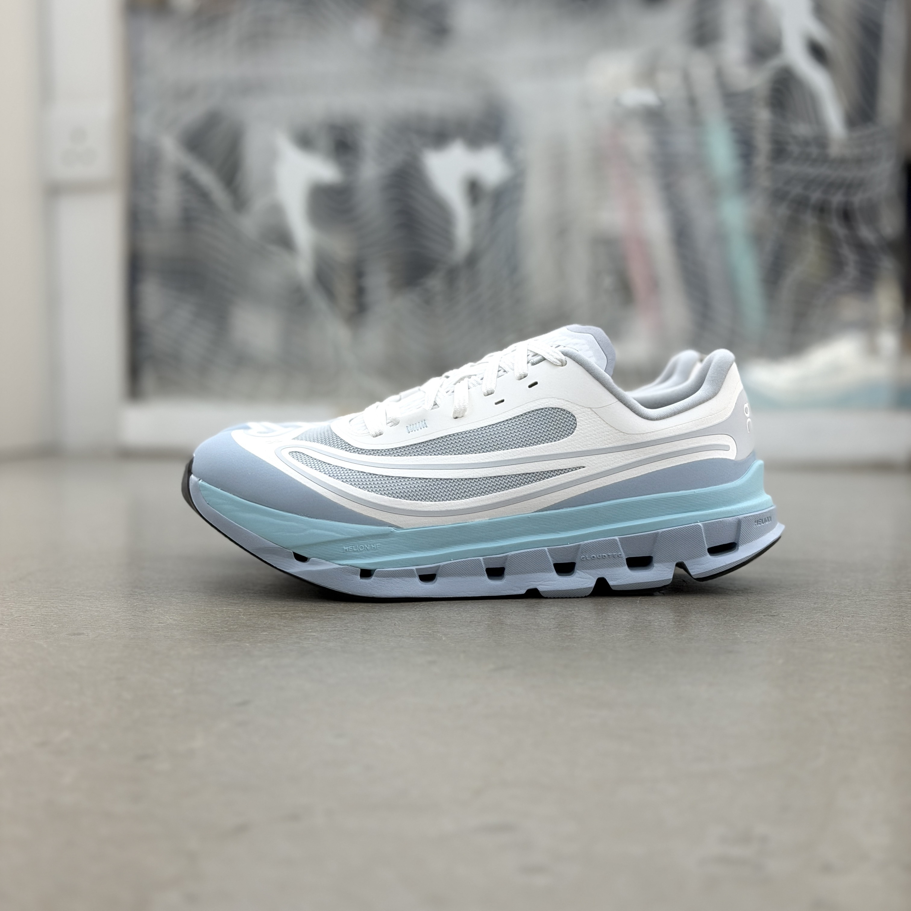 IKON x On Cloudflow 5 AD