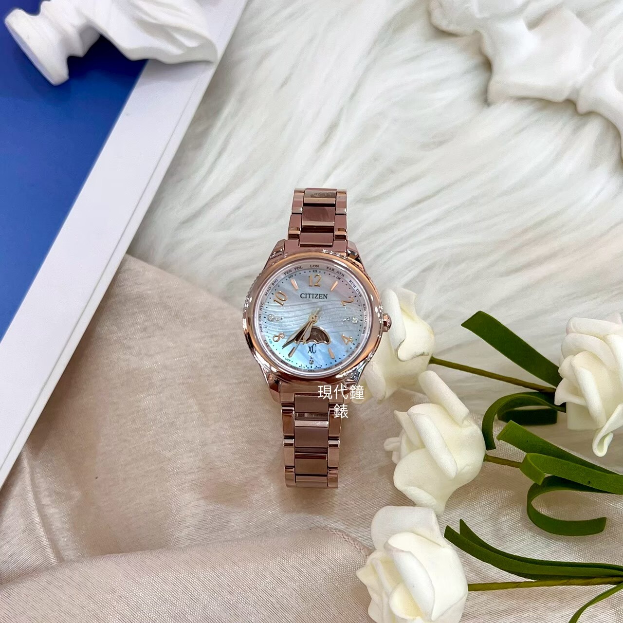 【CITIZEN星辰】CITIZEN xc系列  EE1004-65N 29mm 現代鐘錶