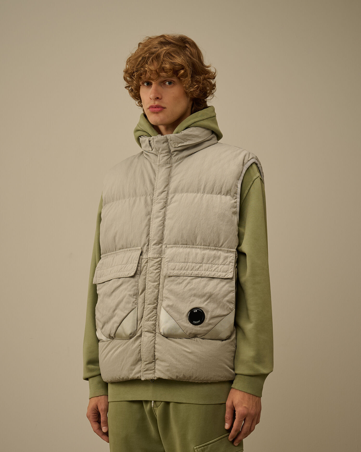 C.P. Company Eco-Chrome R Mixed Hooded Down Gilet – Sustainable Urban Down Vest