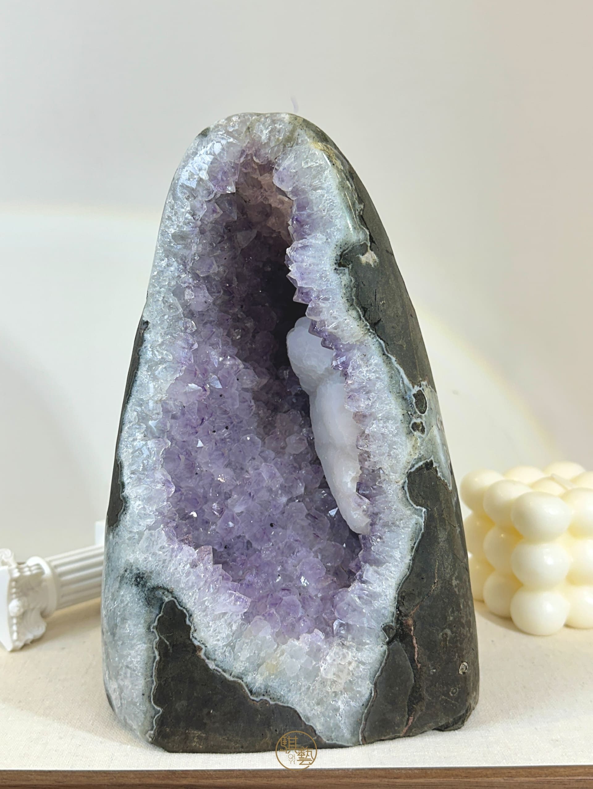 紫晶鎮F045｜深紫聚晶・穩定磁場・空間淨化核心