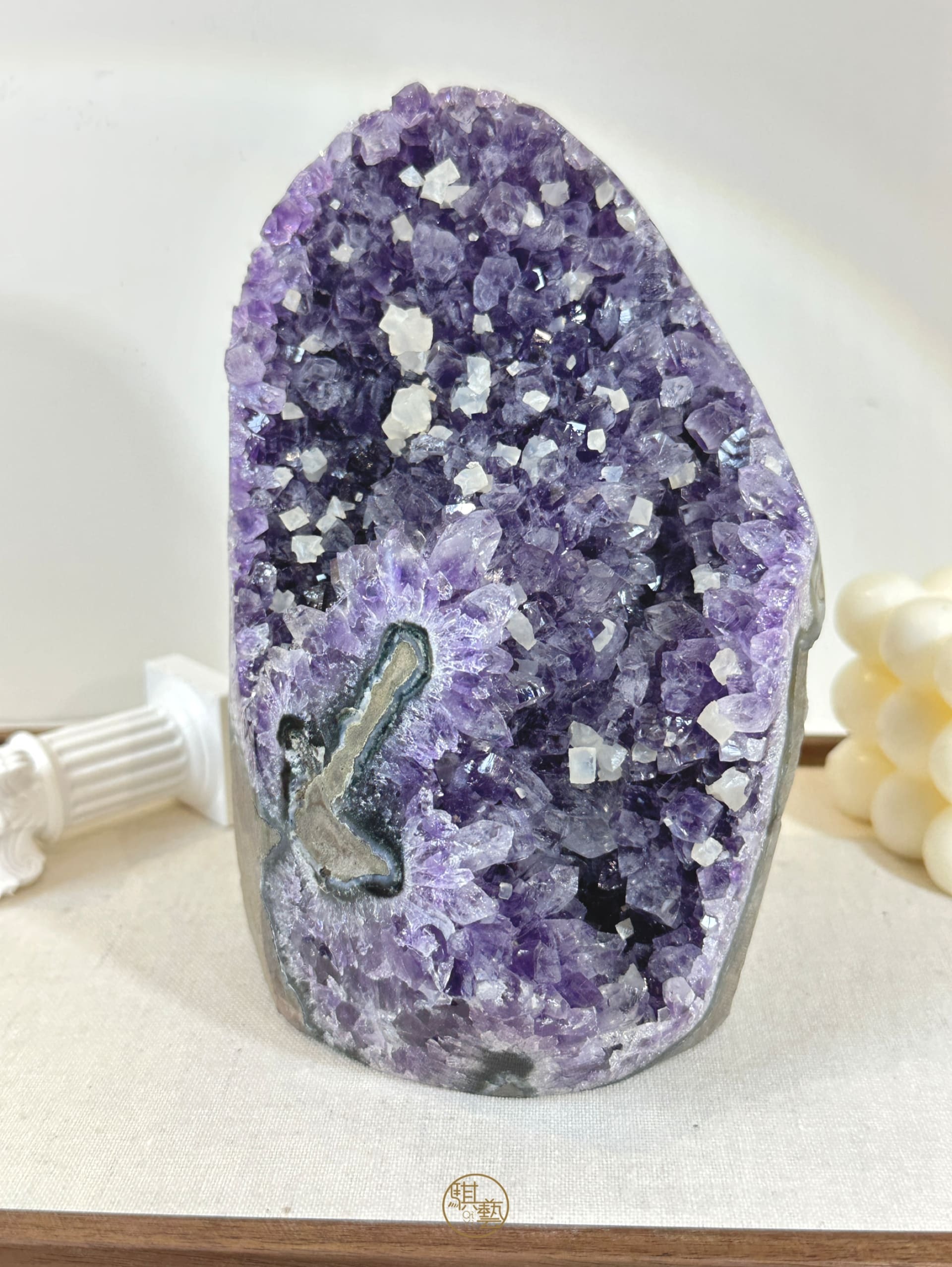 方解紫晶鎮F030｜紫水晶共生方解石・淨化聚氣・空間穩定核心