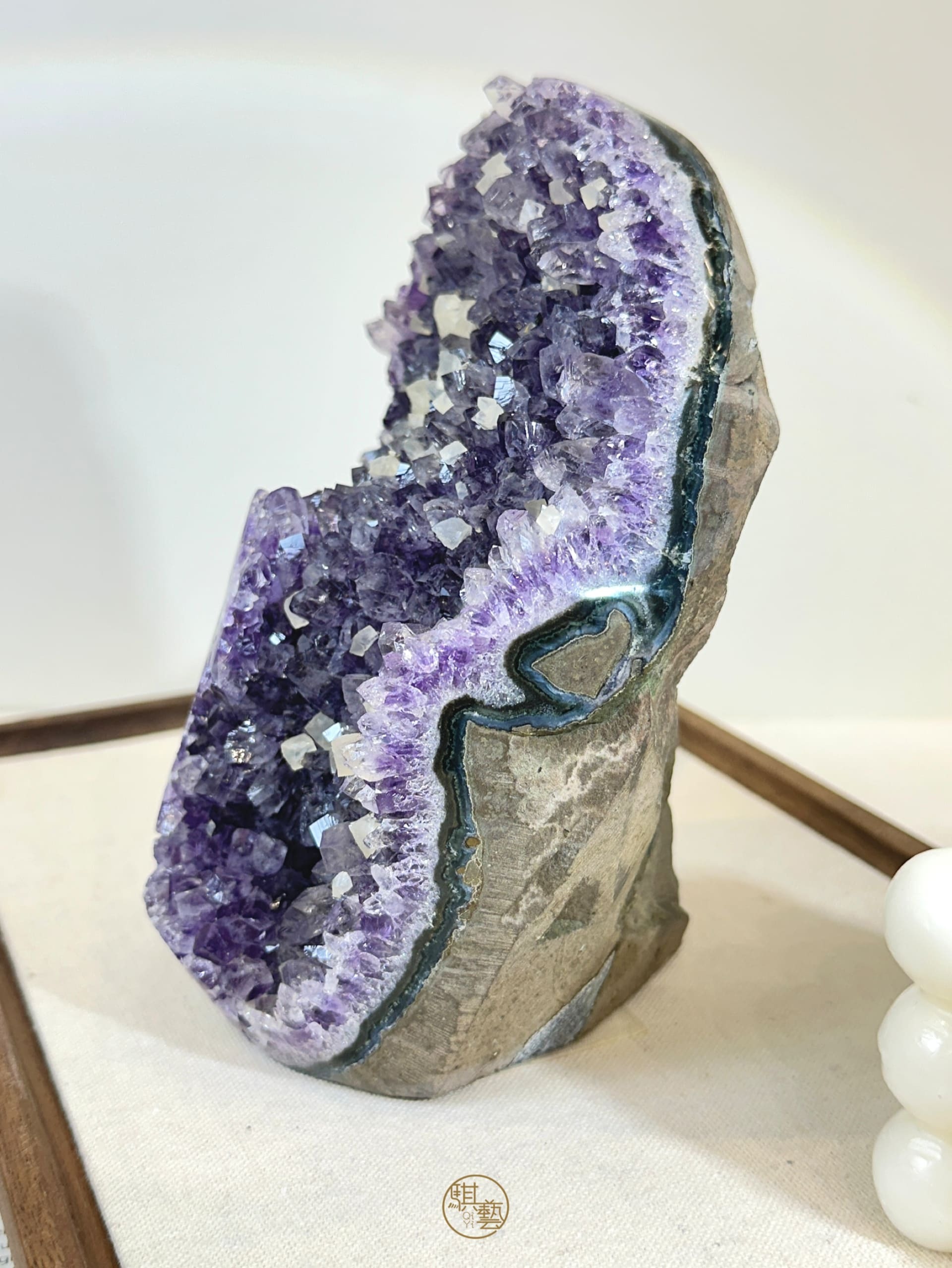 方解紫晶鎮F030｜紫水晶共生方解石・淨化聚氣・空間穩定核心