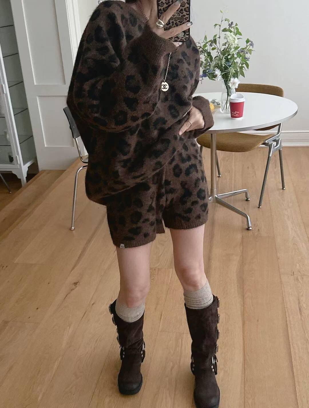 豹紋羊毛短褲
