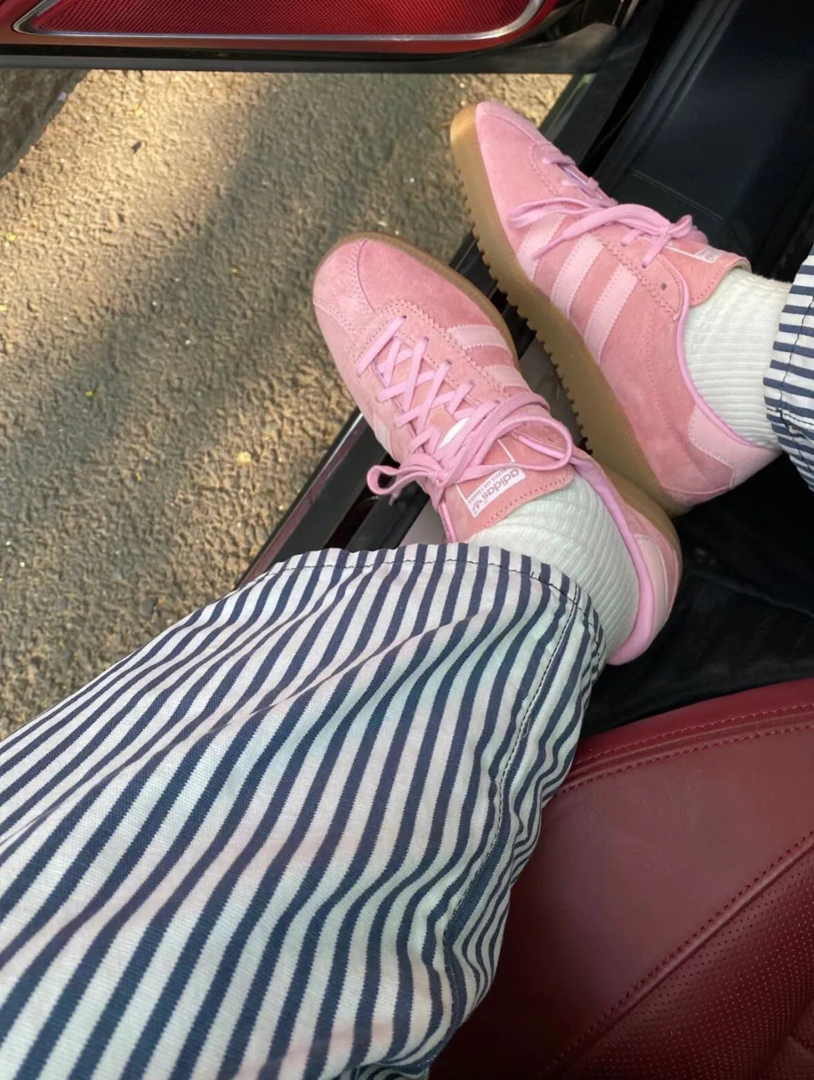 NG-24cm-Adidas Bermuda Glow Pink 粉