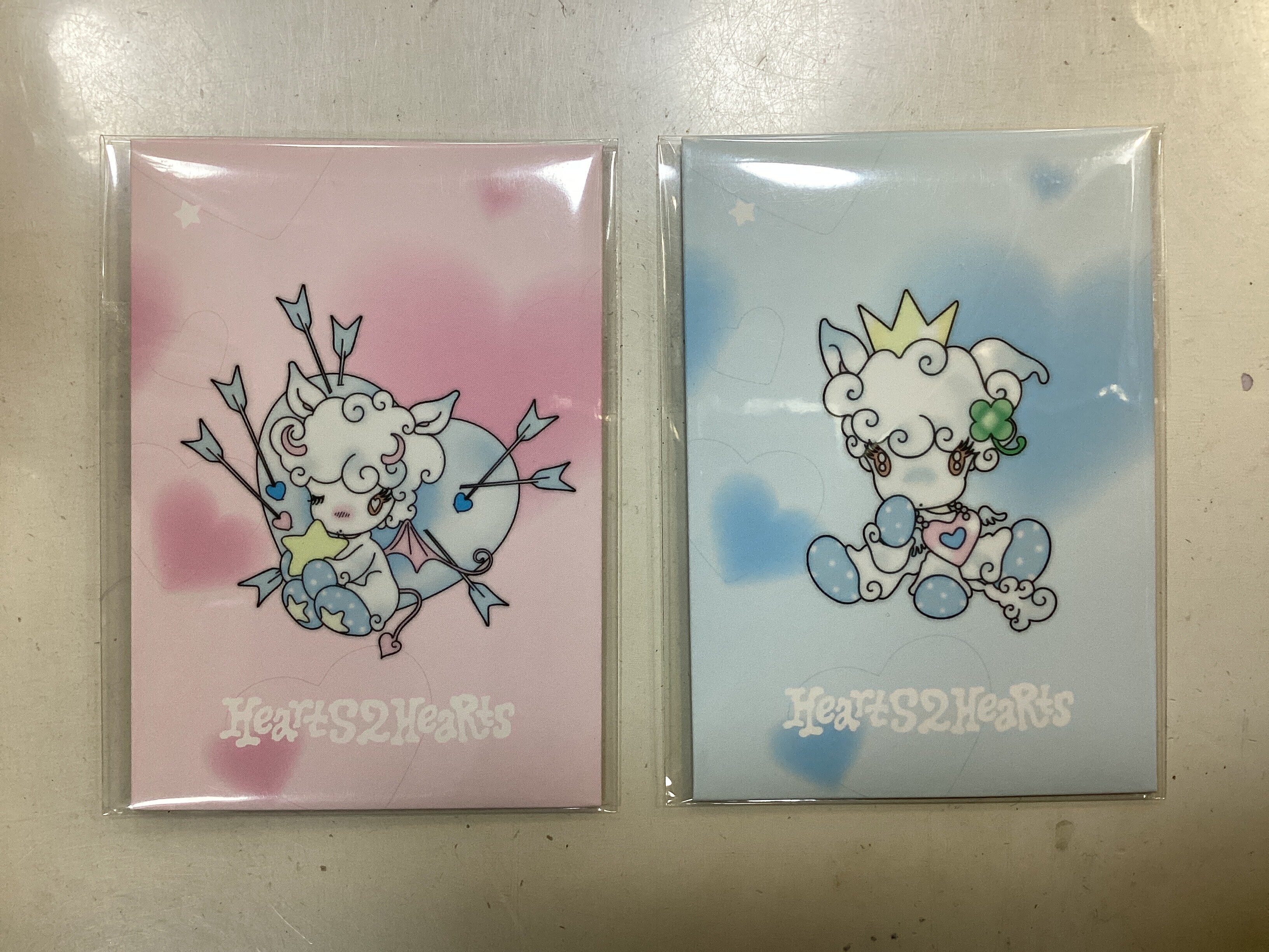 Hearts2Hearts Focus Trading card