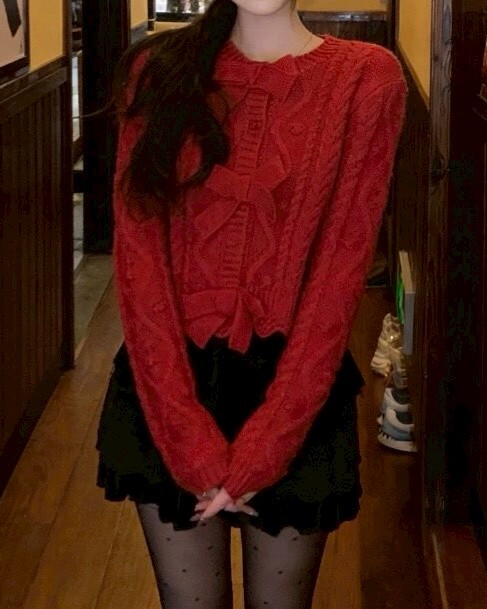 胸蝴蝶結下擺鋸齒麻花針織上衣