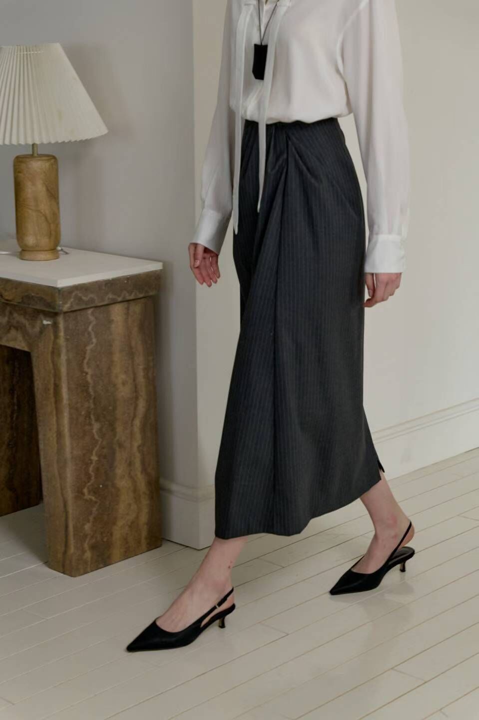 AY5301 暗條紋壓摺半裙 *特價* (購物金不適用)