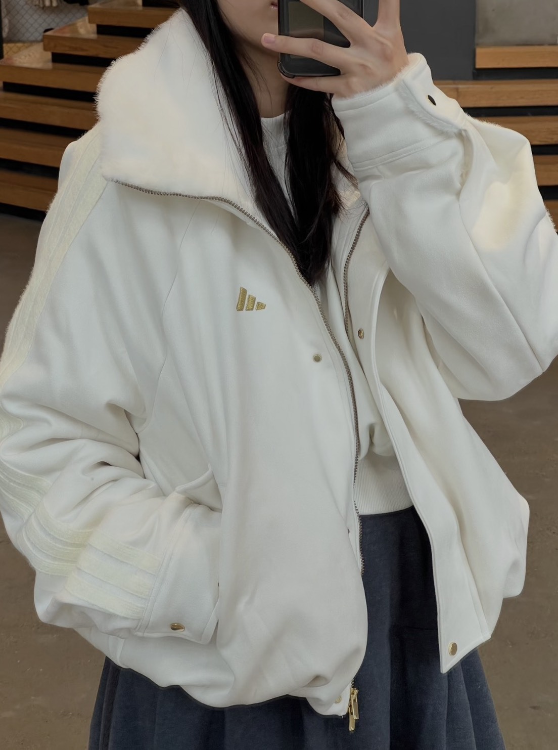 <暖呼呼🤍> ADIDAS 溫柔雪白 雙拉鍊毛毛外套