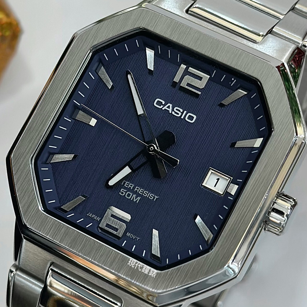 【CASIO 卡西歐】八角方形質感金屬MTP-B195D-2A 38mm 現代鐘錶