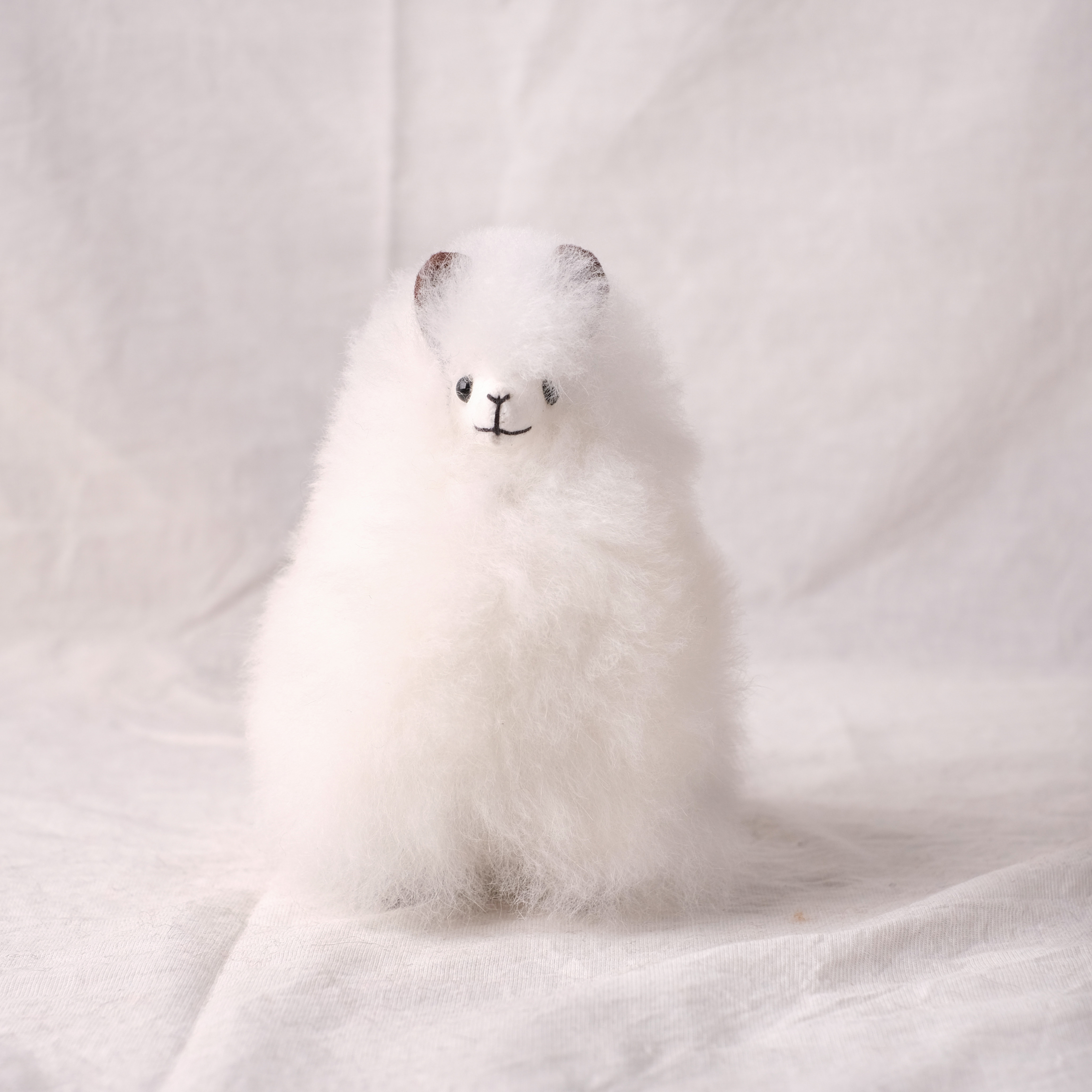 羊駝毛絨擺飾｜羊駝－純白－15cm｜秘魯