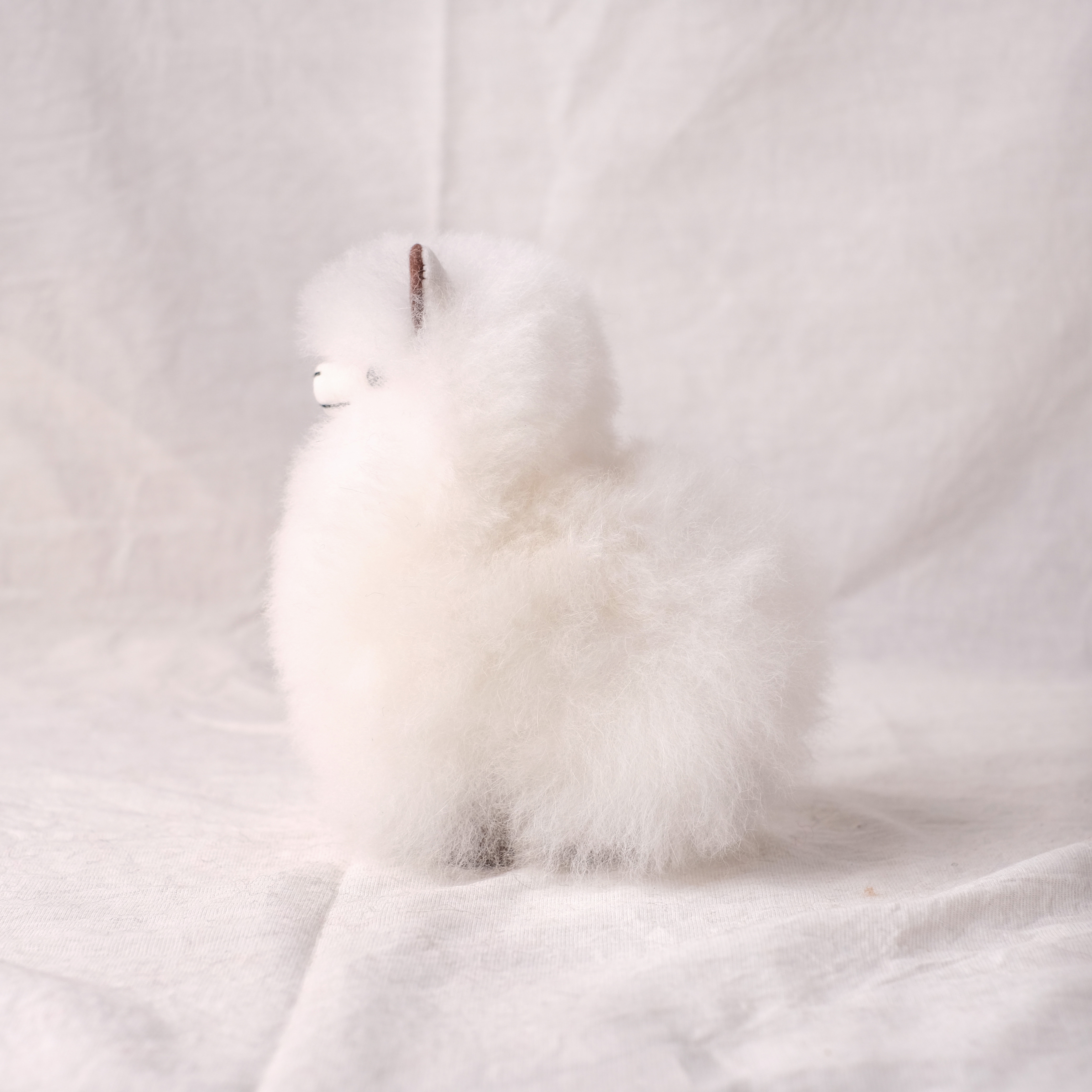 羊駝毛絨擺飾｜羊駝－純白－15cm｜秘魯