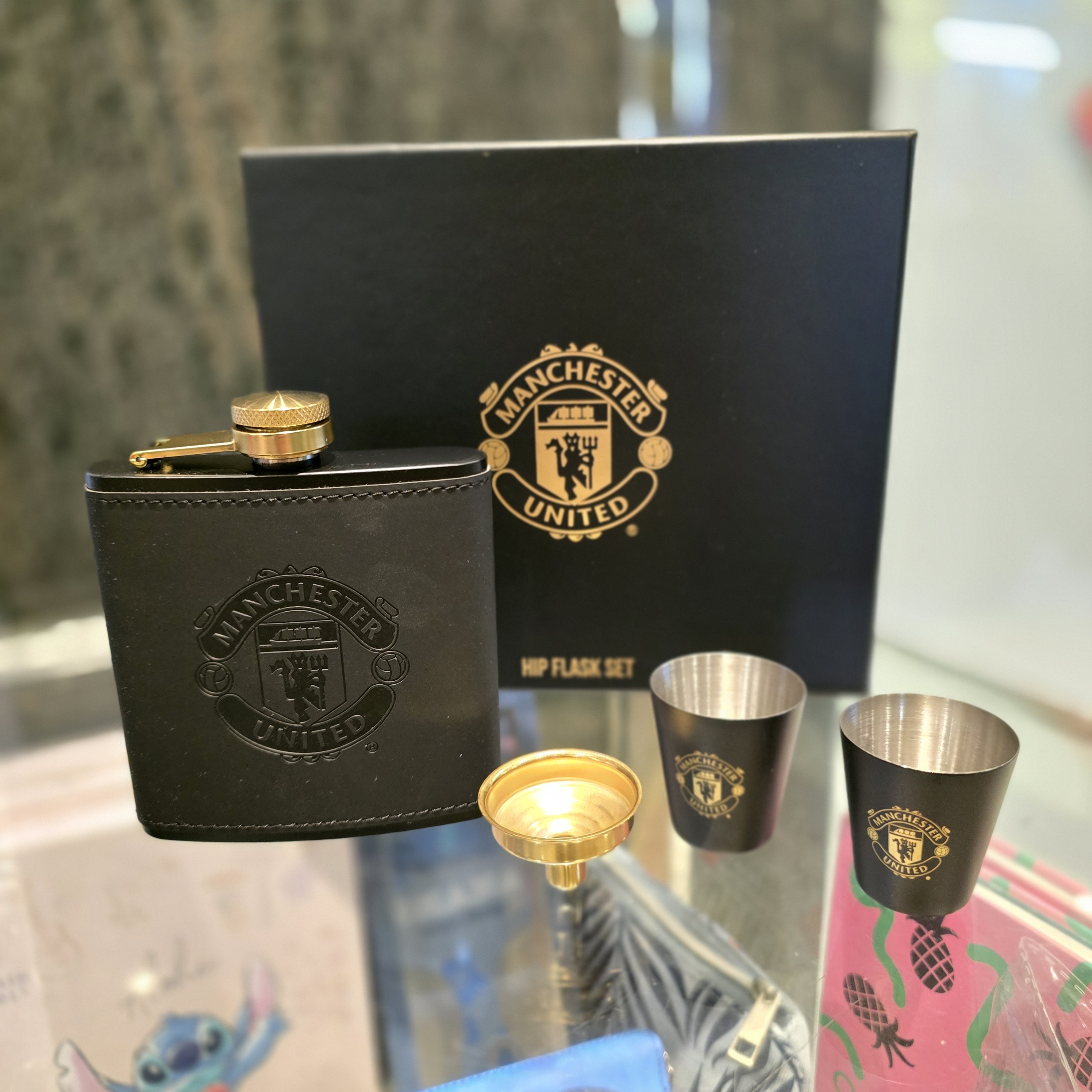 曼聯黑色酒壺酒杯套裝